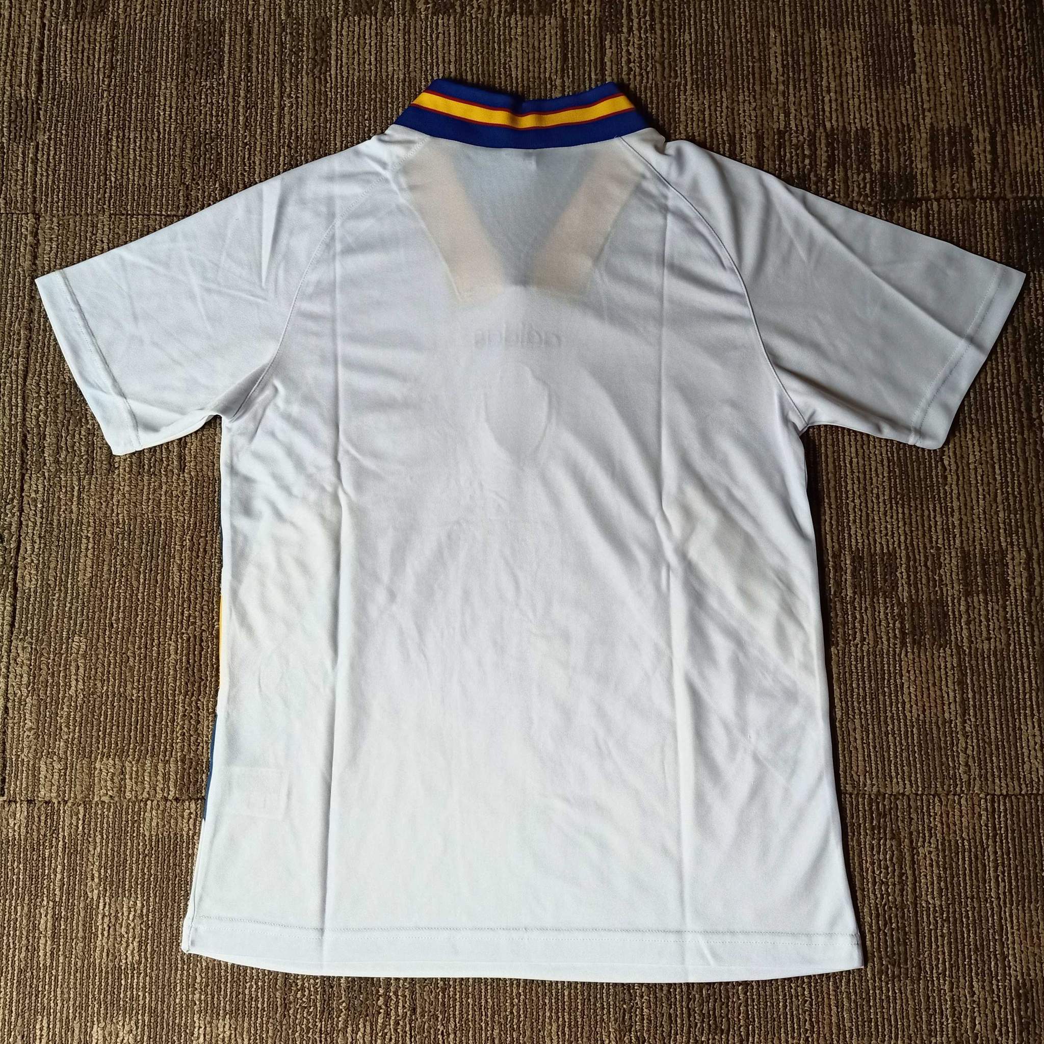 1994 Sweden away kit - Image 3