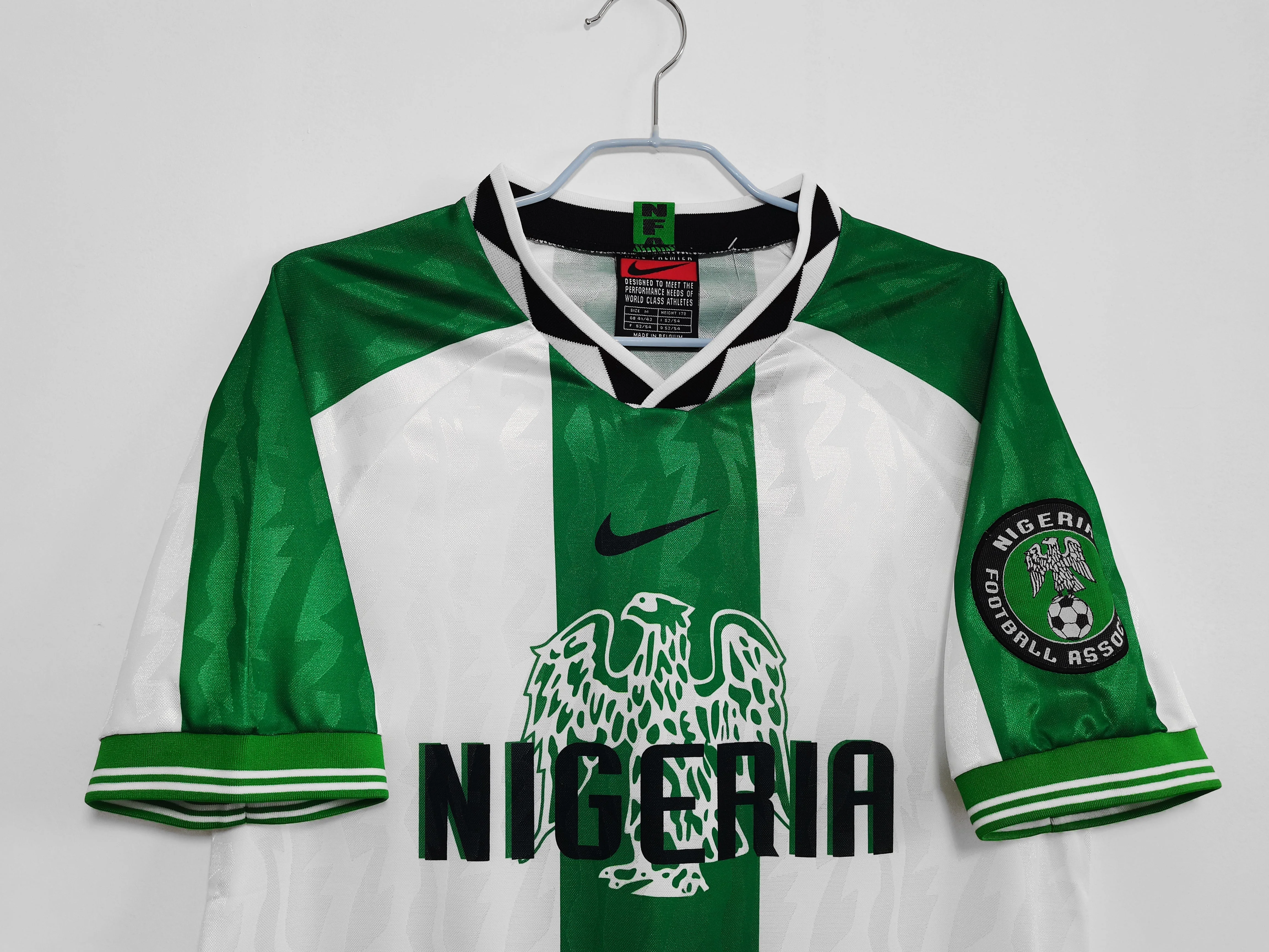 1996/98 Nigeria white and green kit - Image 2