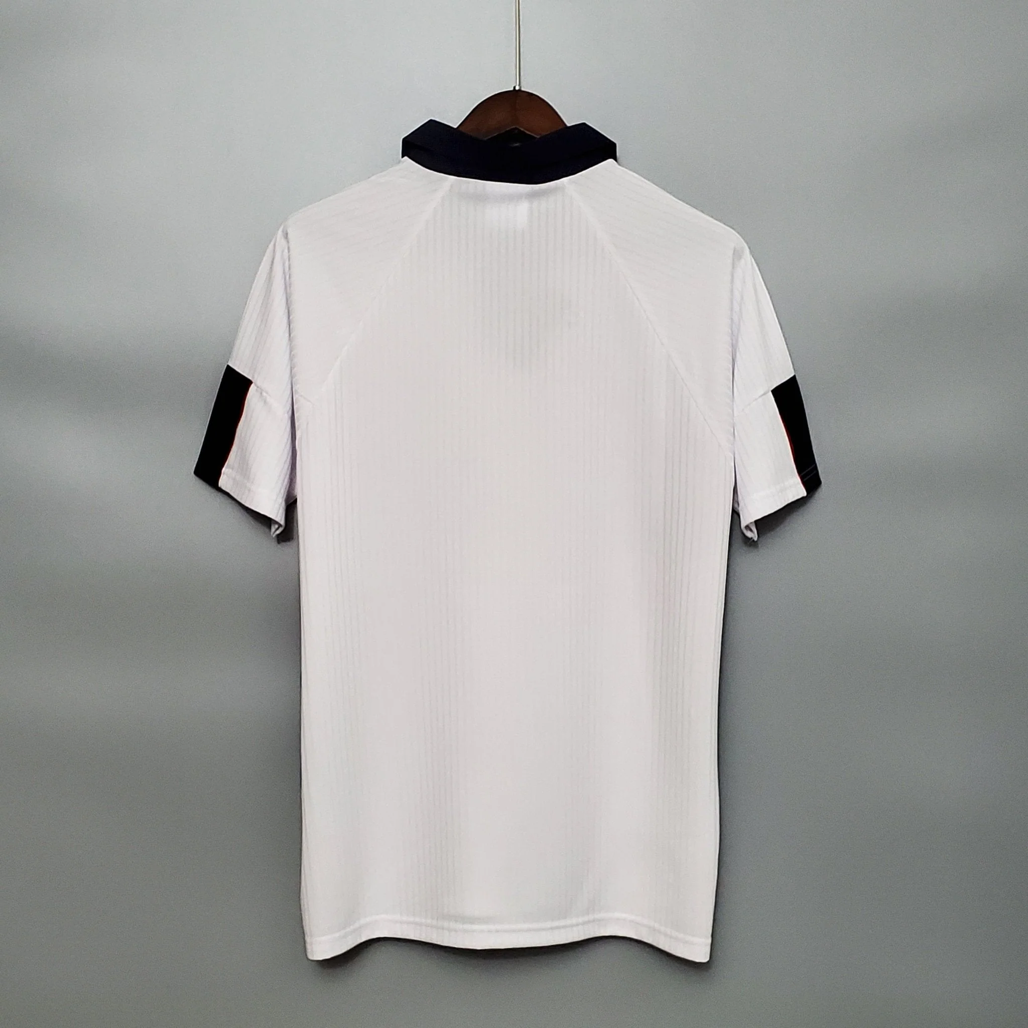 1998 England Home retro kit - Image 5