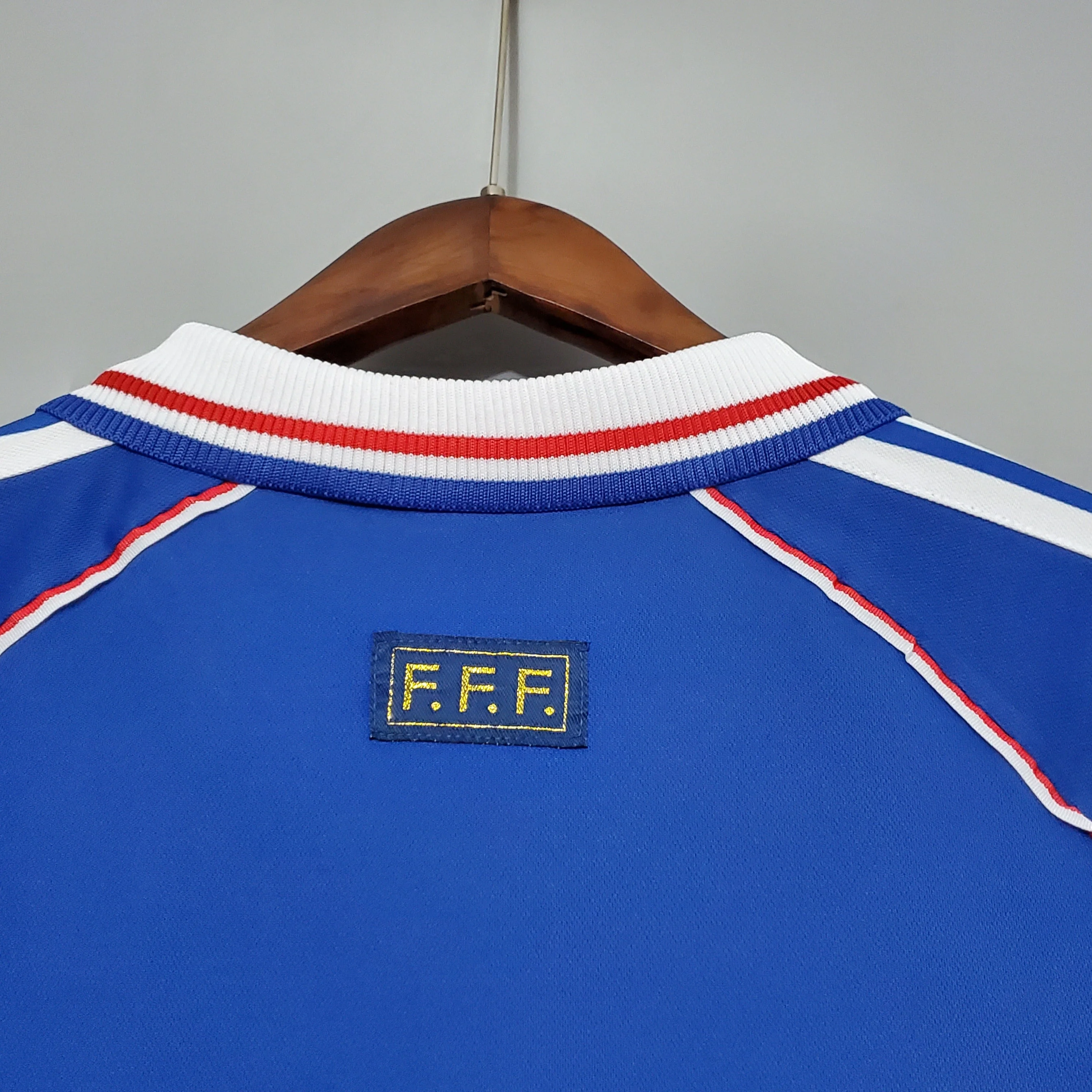 1998 France home retro kit - Image 8