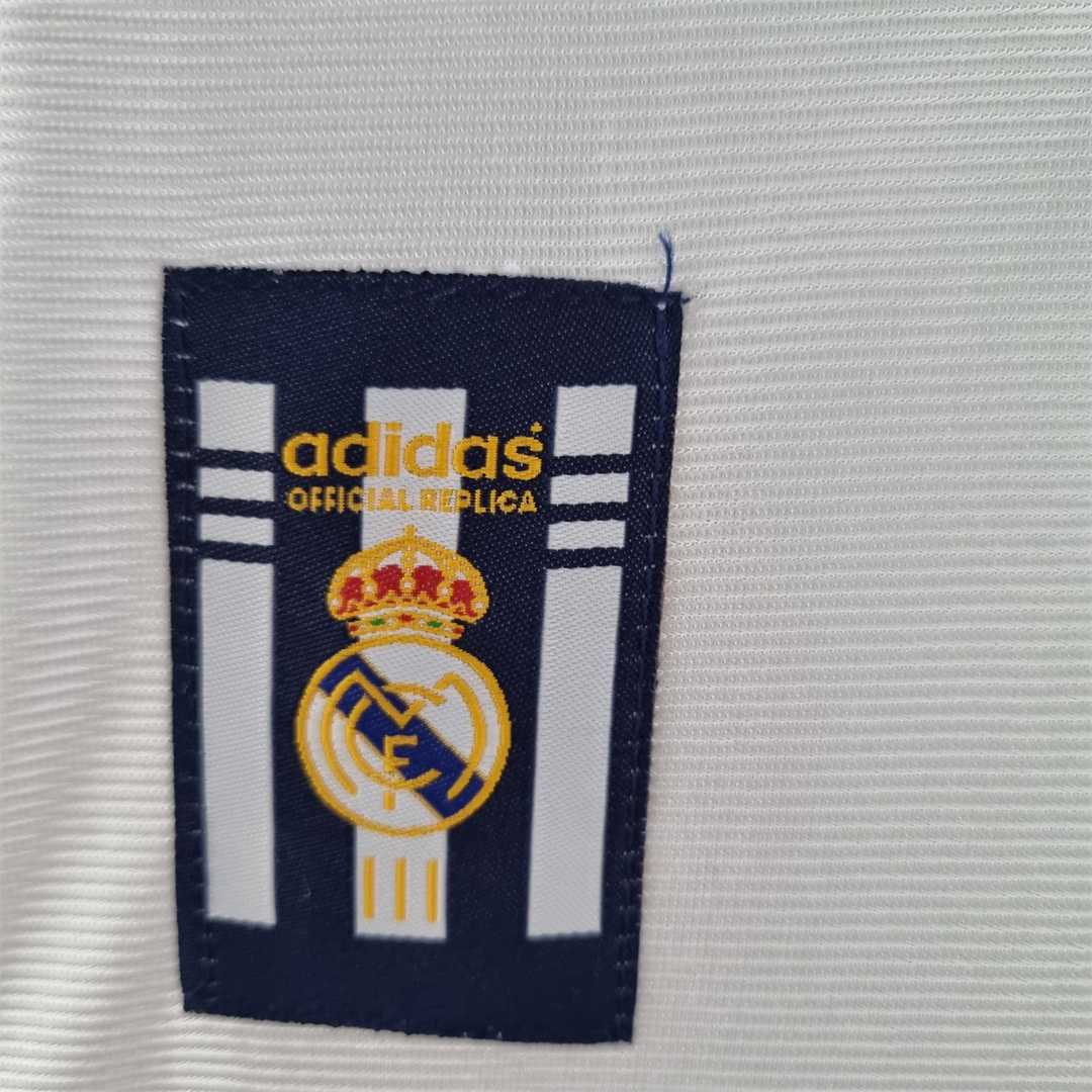 2000 Real Madrid Home kit - Image 3