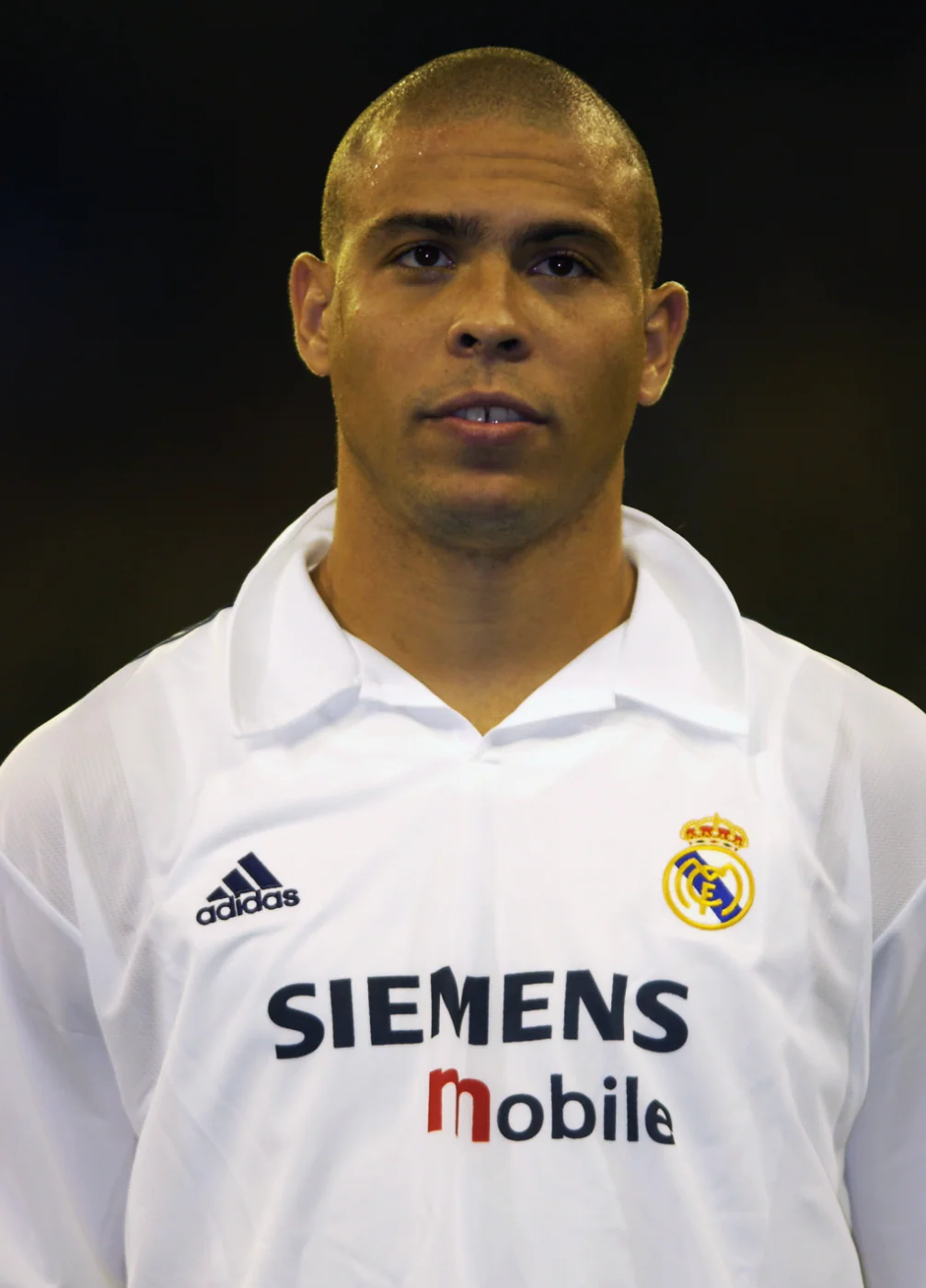 2002/2003 Real Madrid retro jersey - Image 5