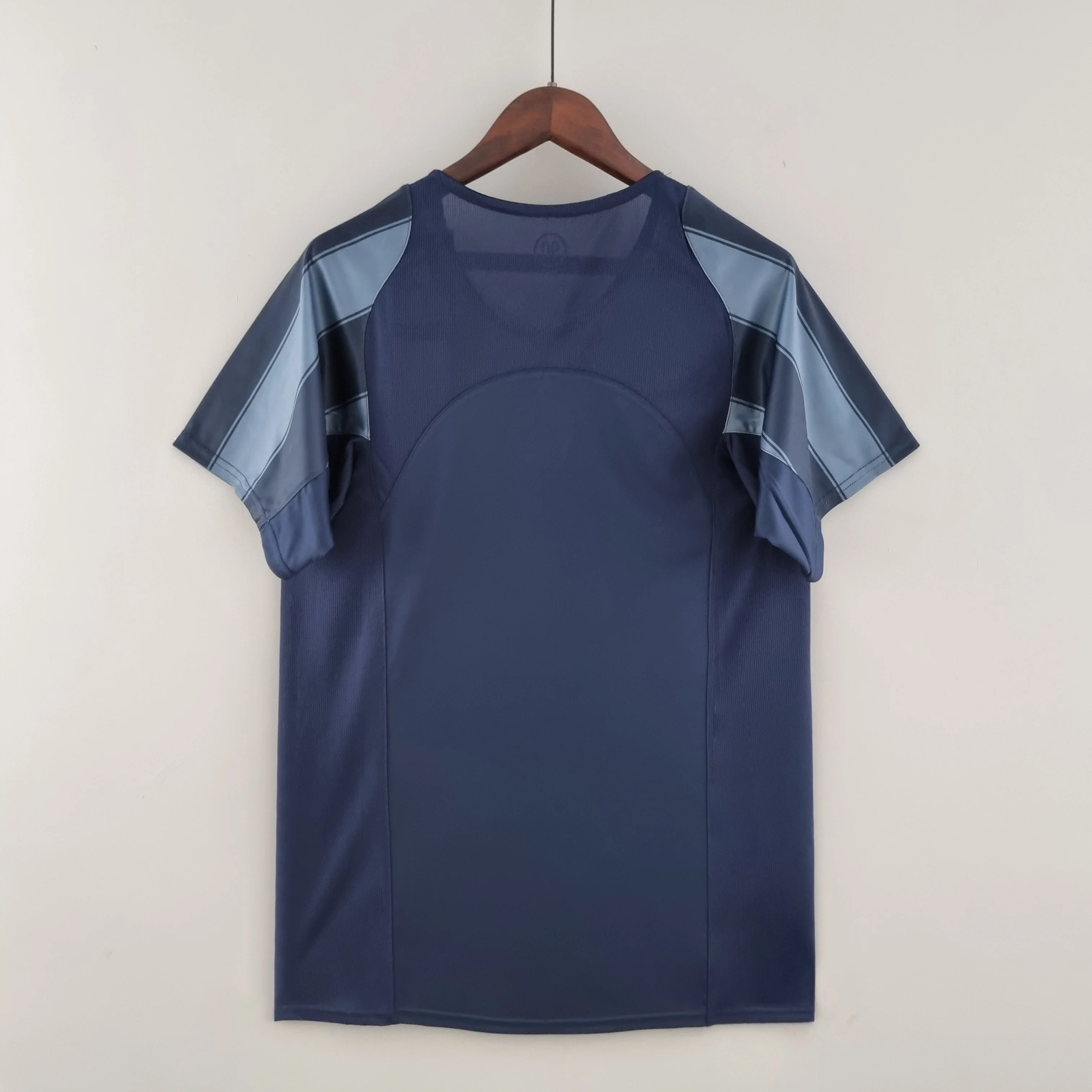 2004 Inter Milan retro kit - Image 2