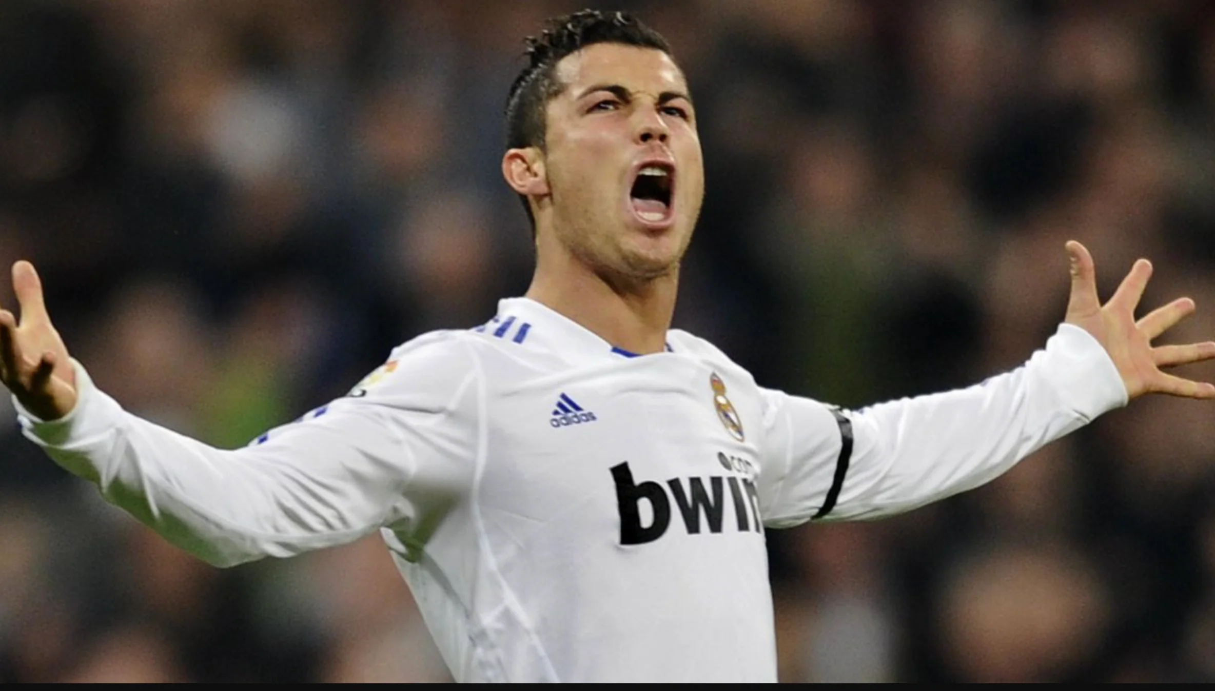 2010/2011 Real Madrid home retro long sleeve jersey - Image 6