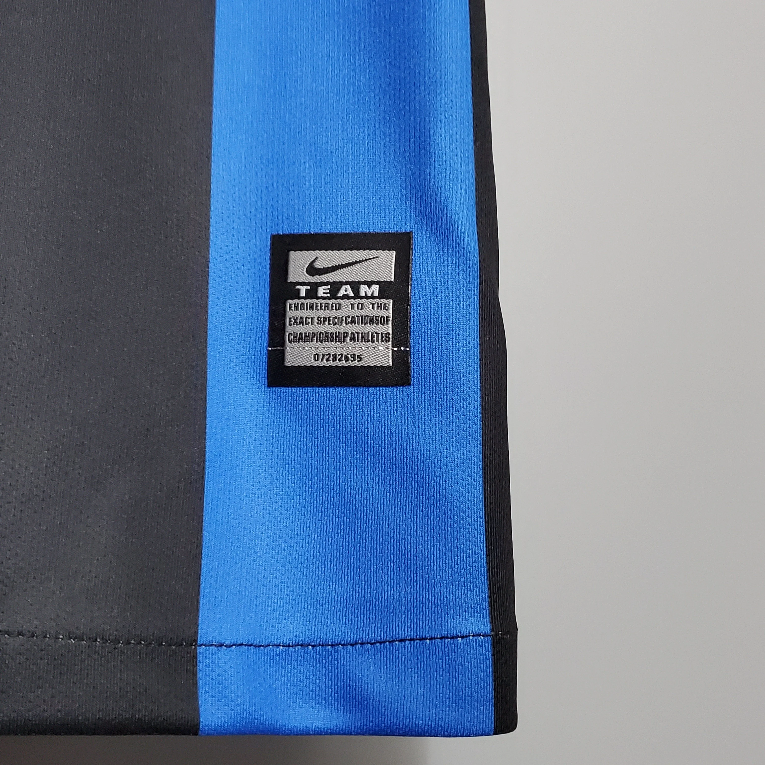 2010 Inter Milan Home retro kit - Image 2