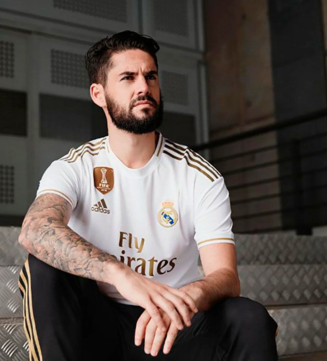 2019/2020 Real Madrid home jersey - Image 9