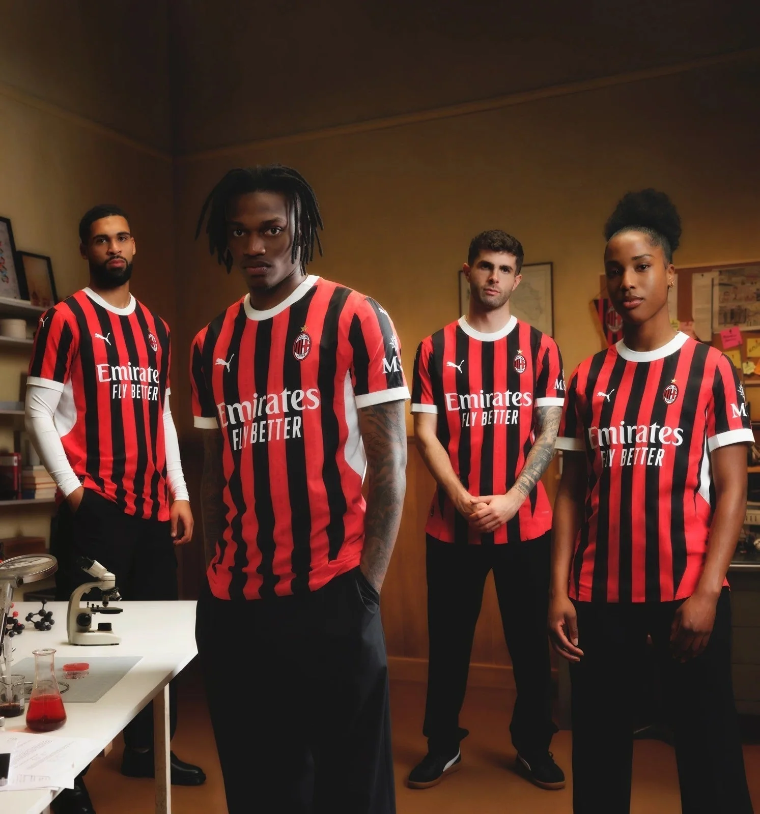 AC Milan Home player version jersey 2024/25 - Image 11