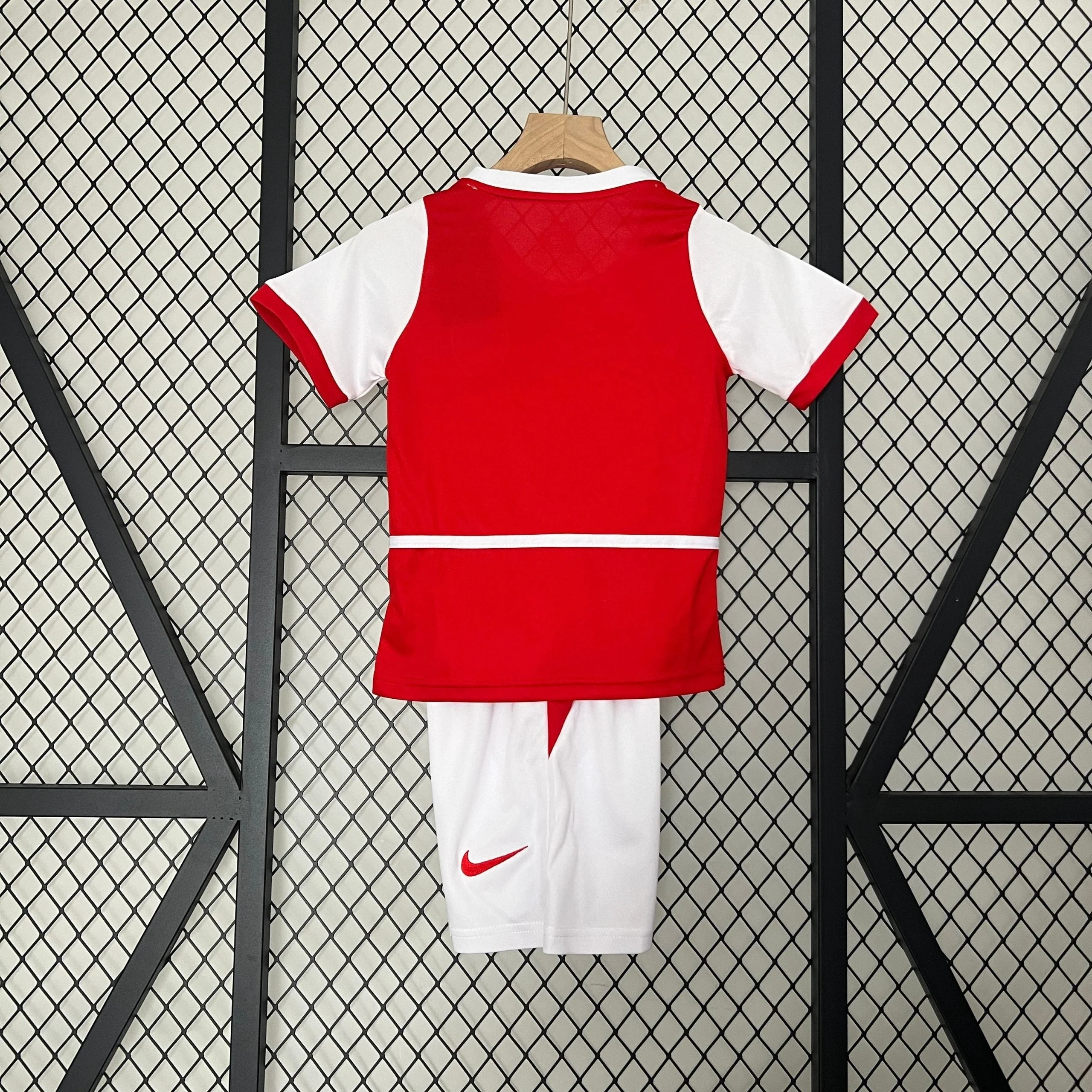 Arsenal 2002-2004 KIDS RETRO JERSEY - Image 6
