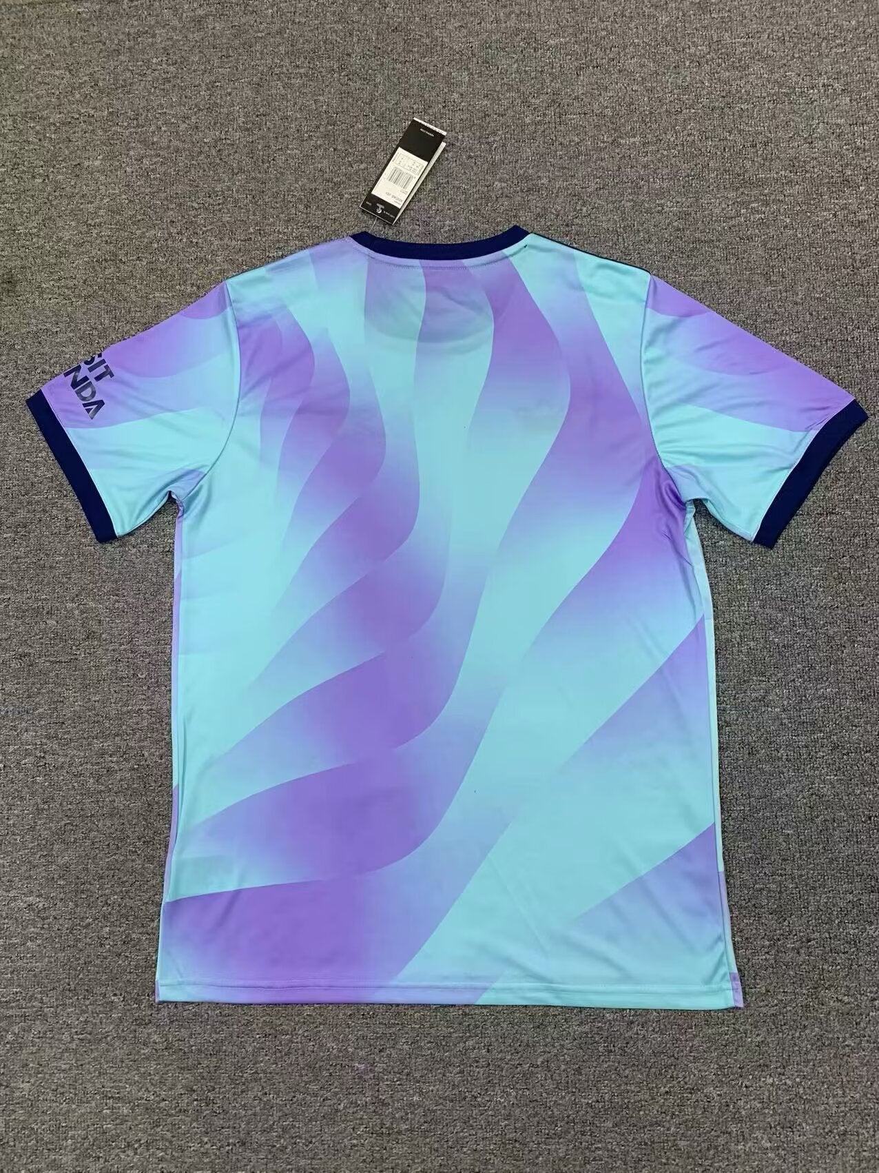 Arsenal 2024/2025 third kit - Image 4