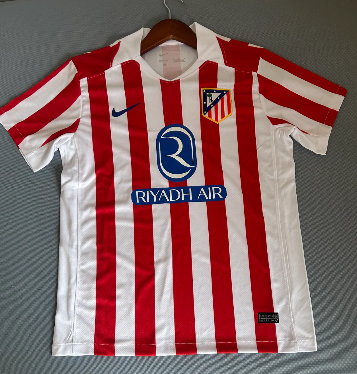 Atletico Madrid 2025-2026 Home Kit - Image 3
