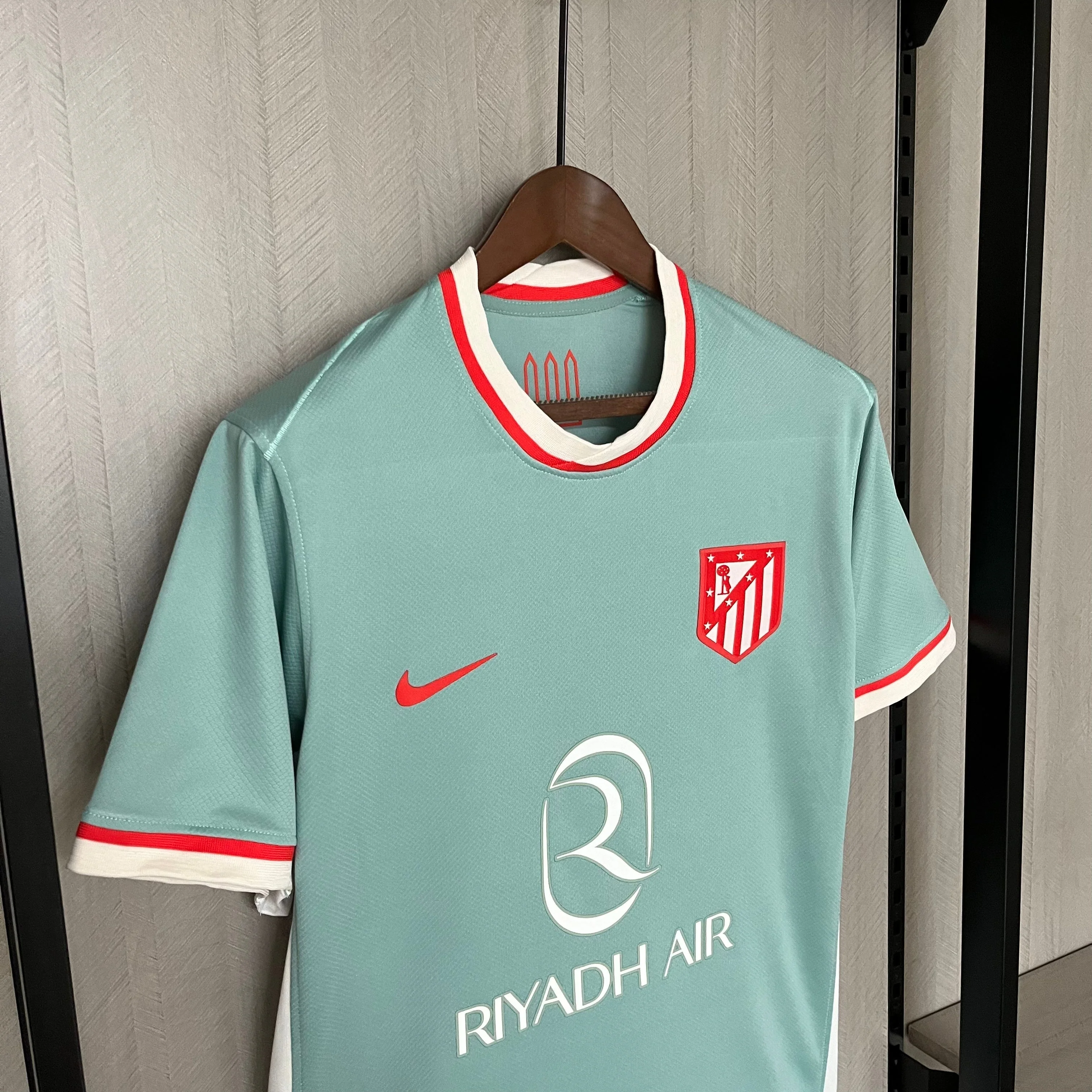 Atletico Madrid 24-25 Away kit - Image 3