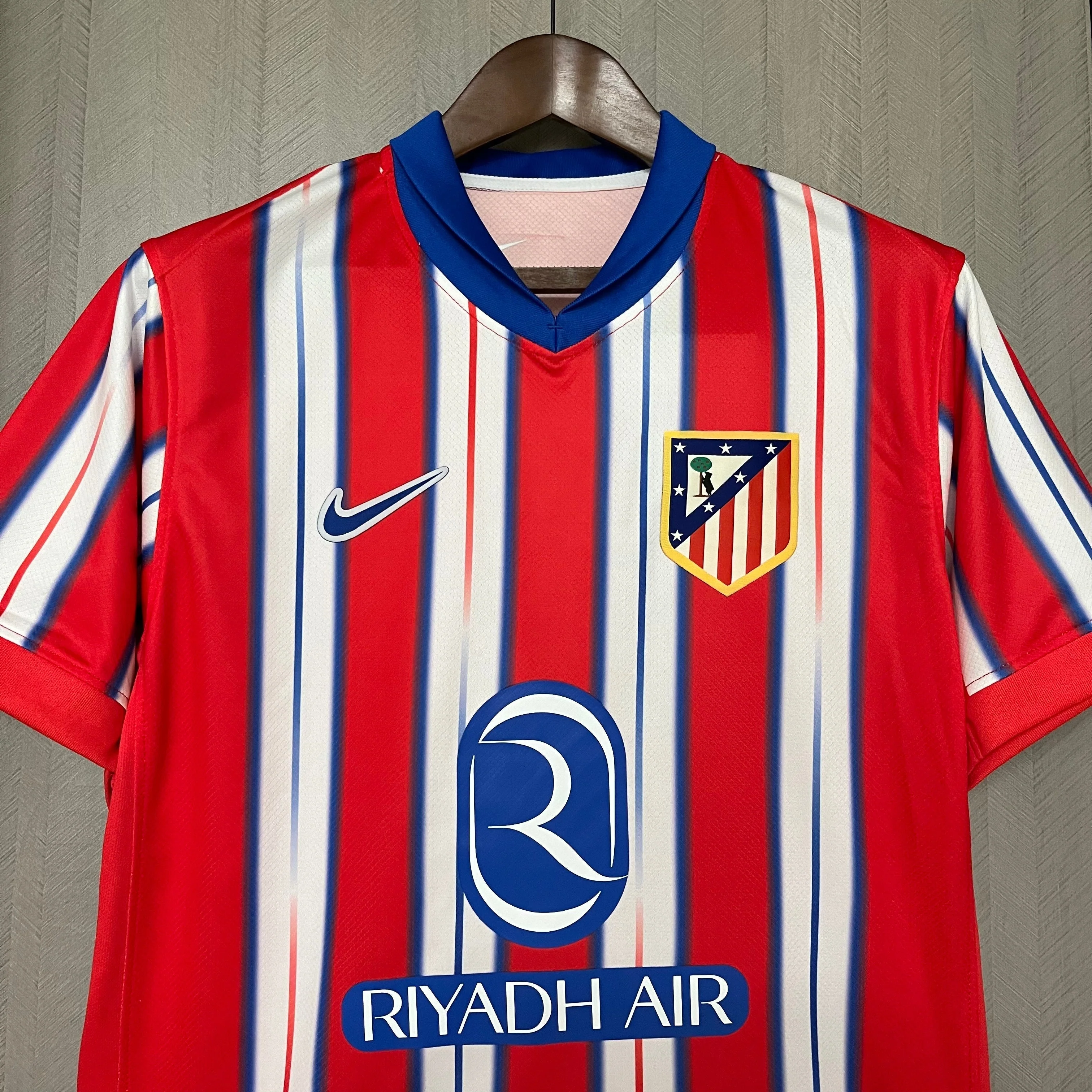 Atletico Madrid 24-25 Home kit - Image 2