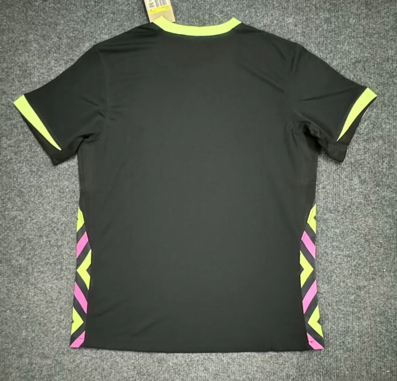 Australia 2026 World Cup away jersey - Image 3
