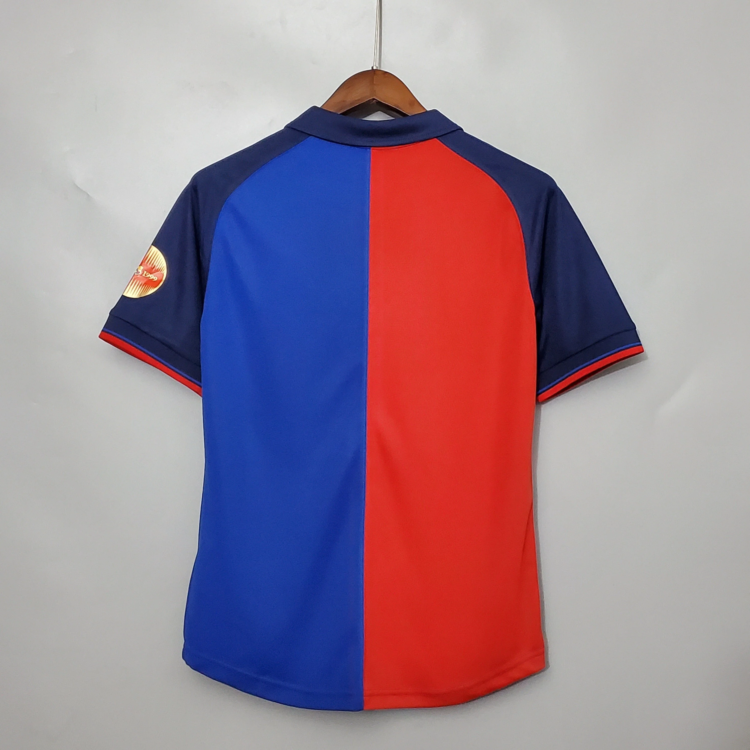 Barcelona 100th Anniversary retro kit - Image 2