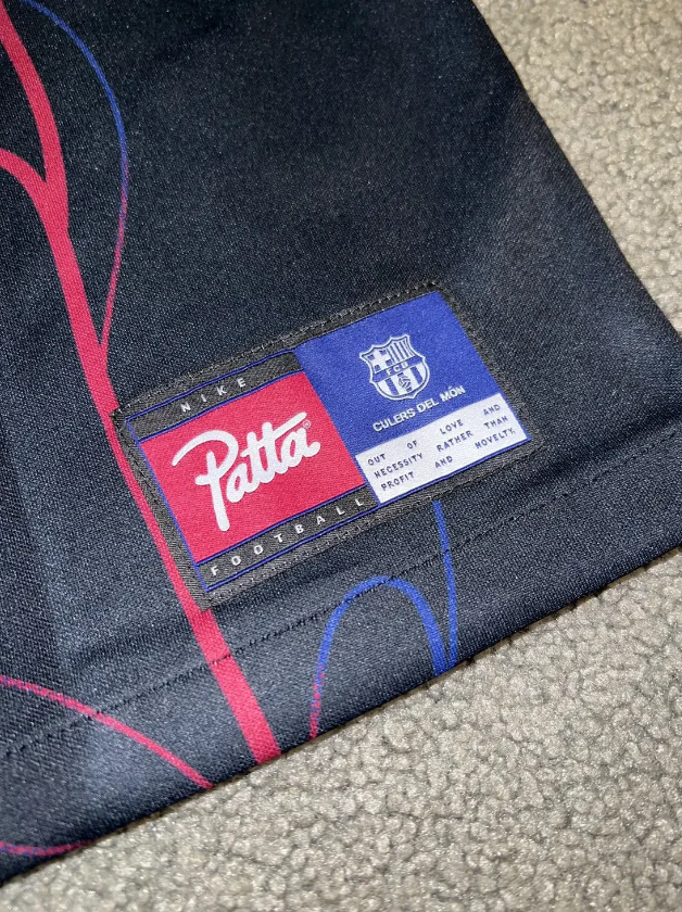 Barcelona Barca X Patta ( heart and veins )Special edition - Image 4