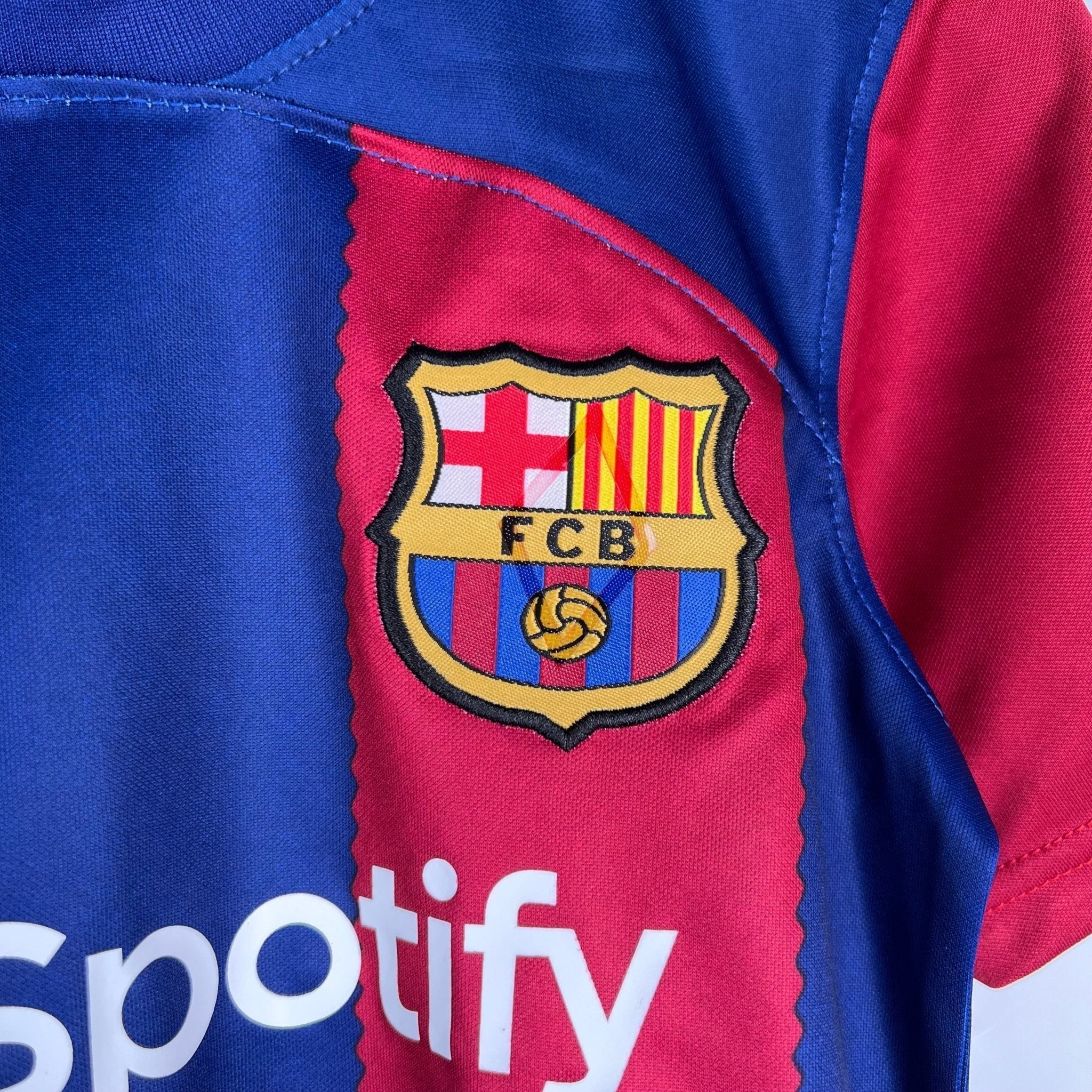 Barcelona home kit kids 2023/24 - Image 4