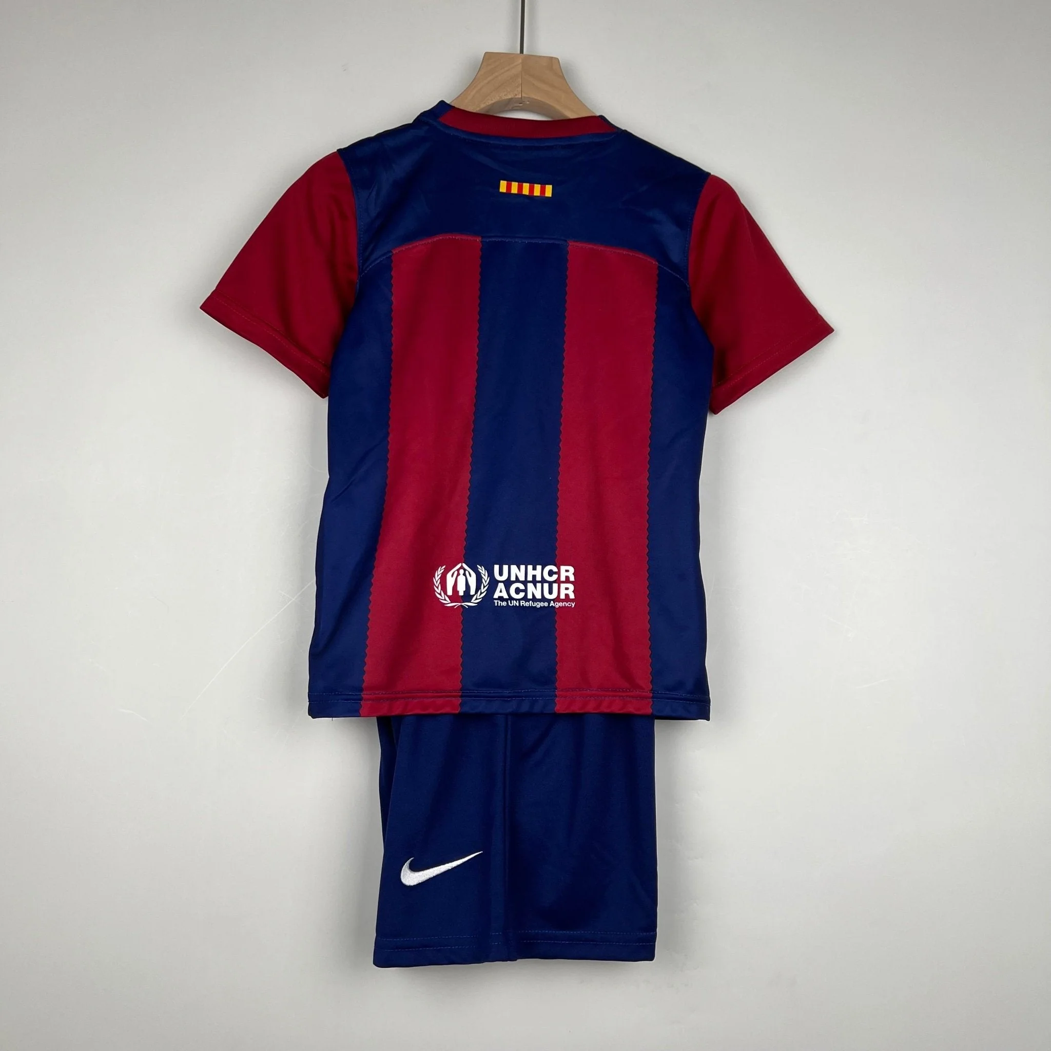 Barcelona home kit kids 2023/24 - Image 8