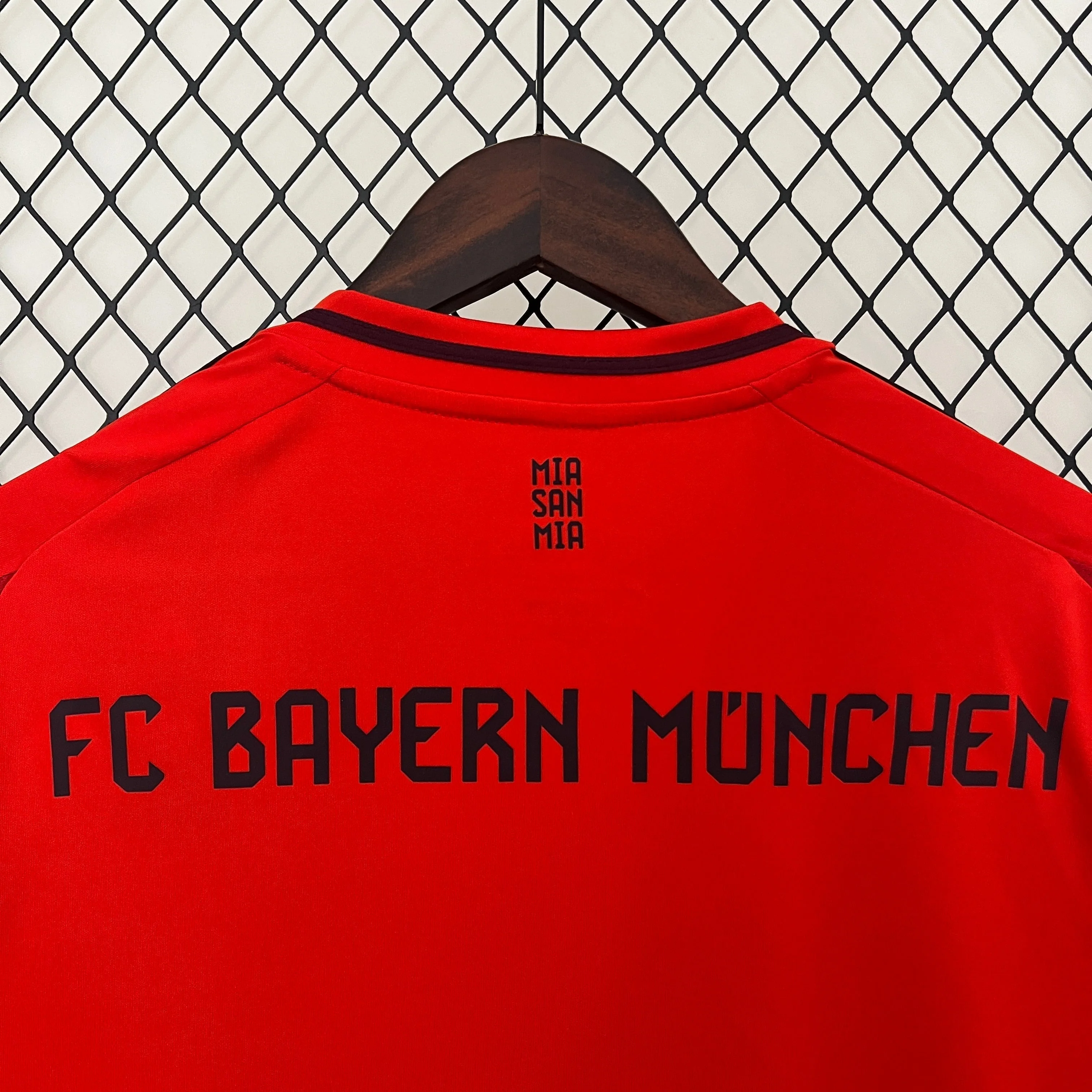 Bayern Munich 2024/2025 Home Kit - Image 5