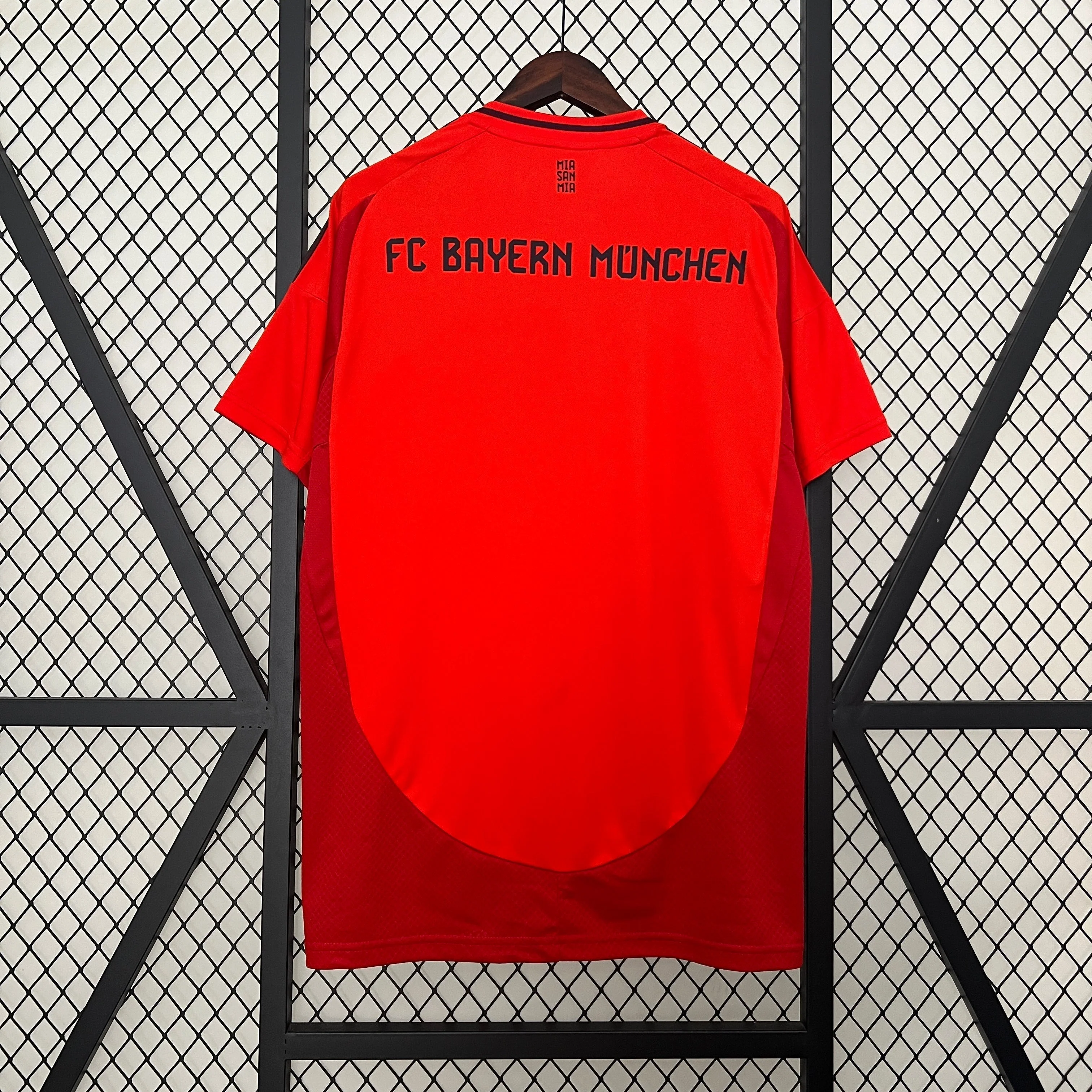 Bayern Munich 2024/2025 Home Kit - Image 6