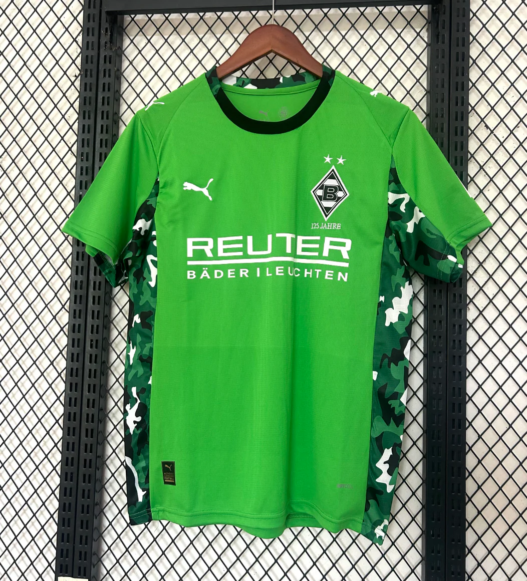 Borussia Mönchengladbach Away 2025/2026 jersey - Image 3