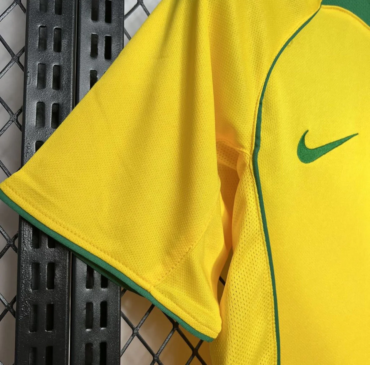 Brazil 2004 retro jersey - Image 3
