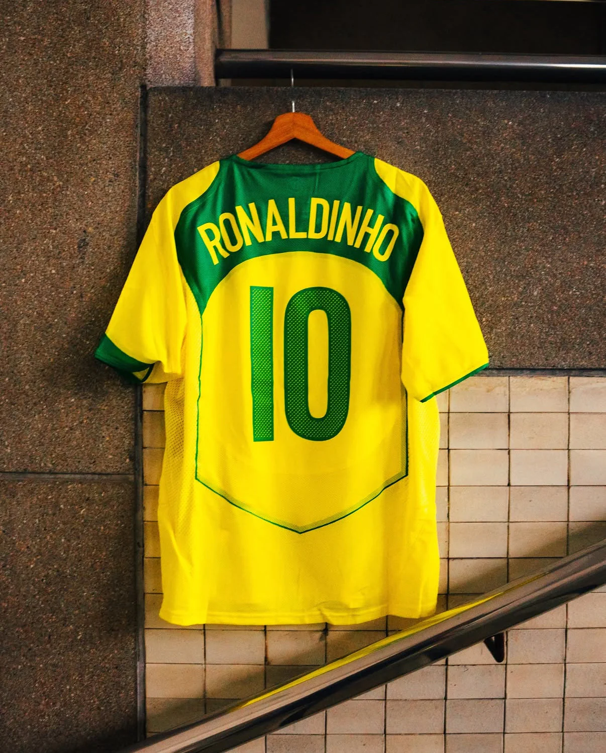 Brazil 2004 retro jersey - Image 6