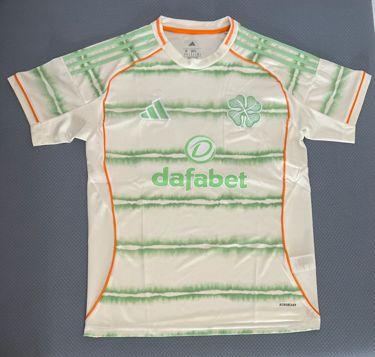 Celtic 2025/2026 Third Kit - Image 3