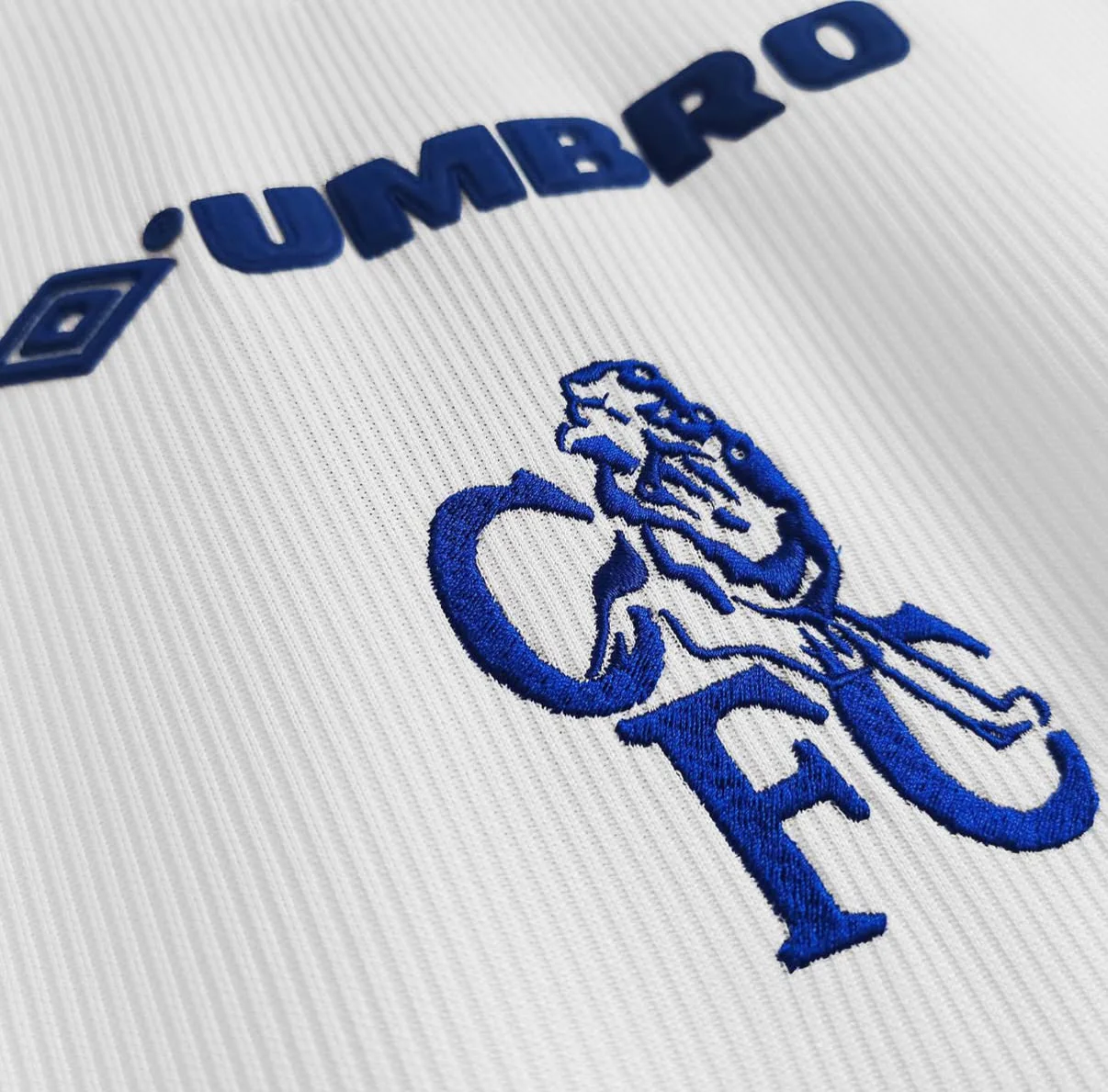 Chelsea 1998/2000 Retro Away White Jersey - Image 4