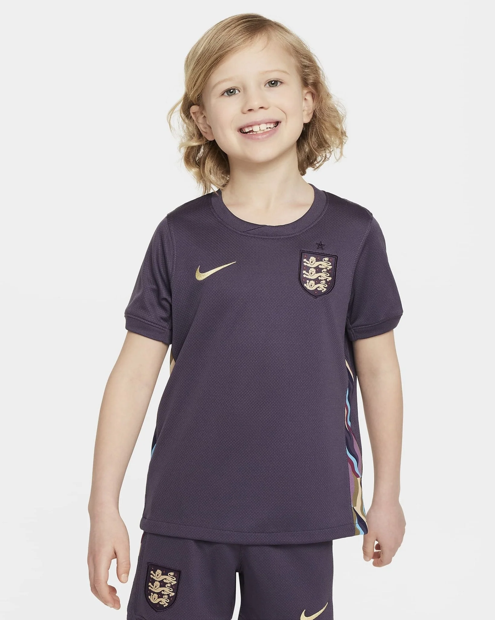 England Away kit kids 2024/2025 - Image 4