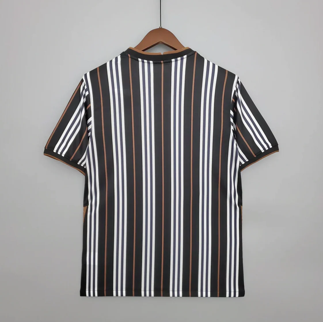 England Burberry 2025 Special Edition Football Jersey - Image 6