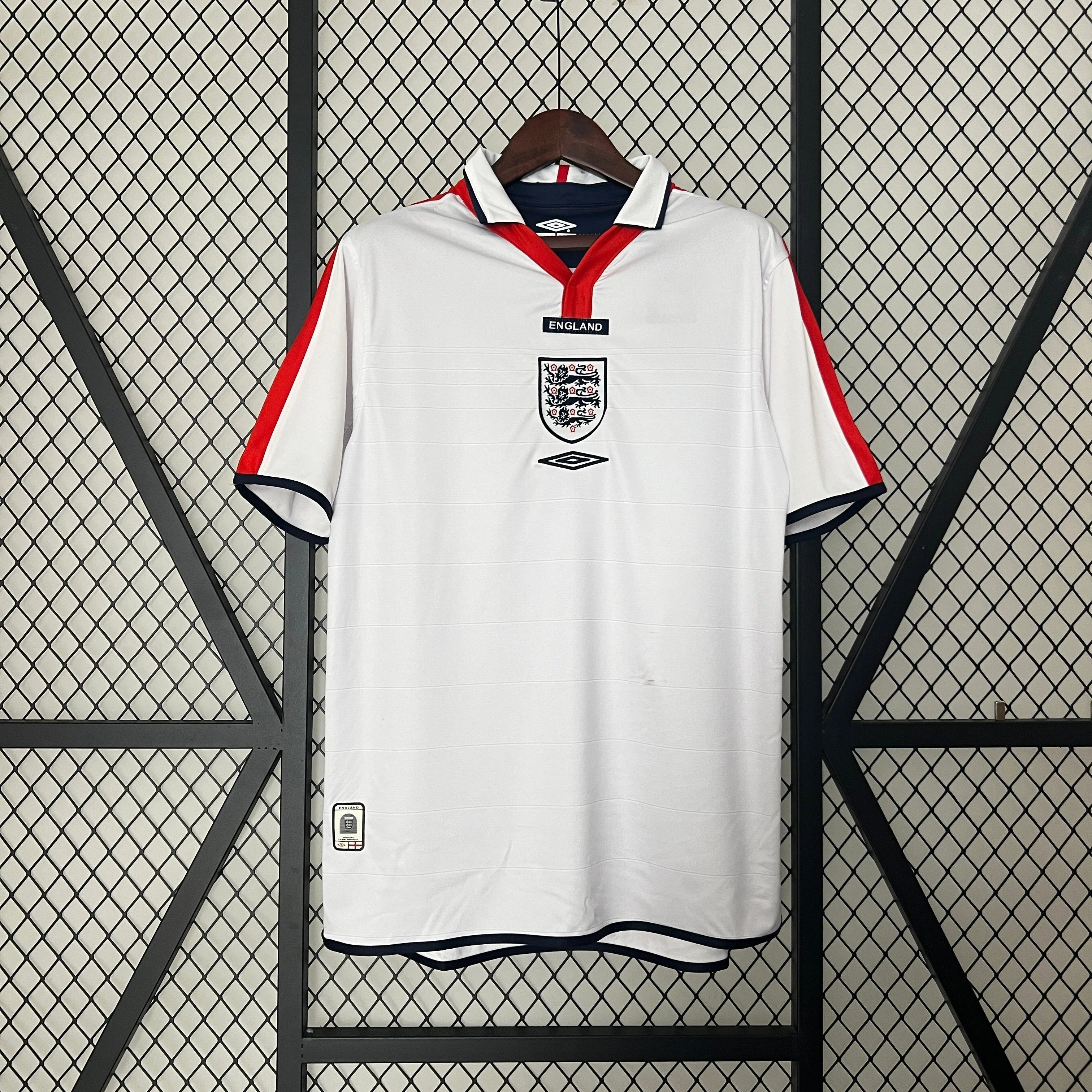 England Home retro kit 2004 - Image 2