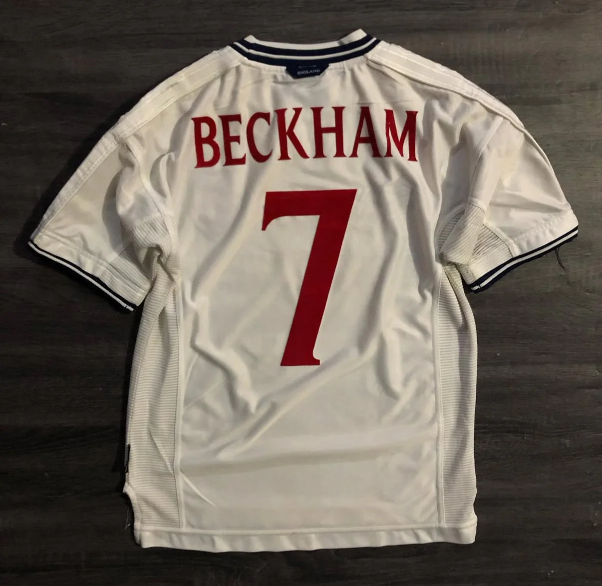 England Retro Jersey 2000 - Image 4