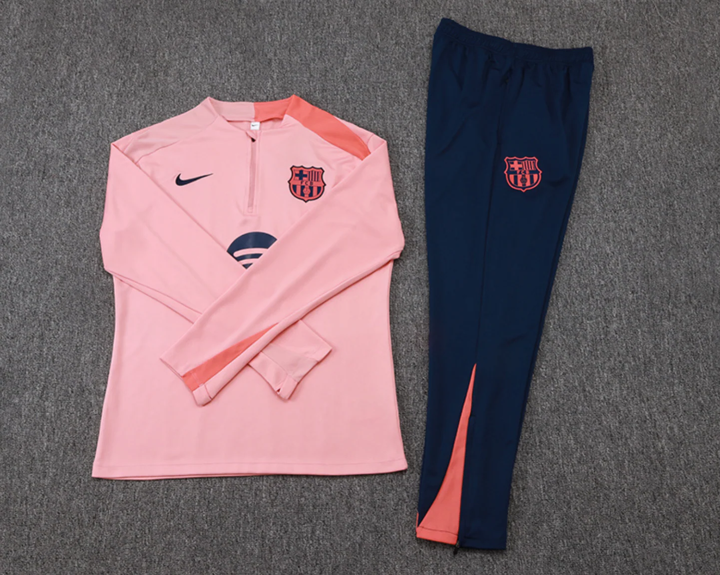 FC Barcelona 2025/2026 Pink Tracksuit - Image 6