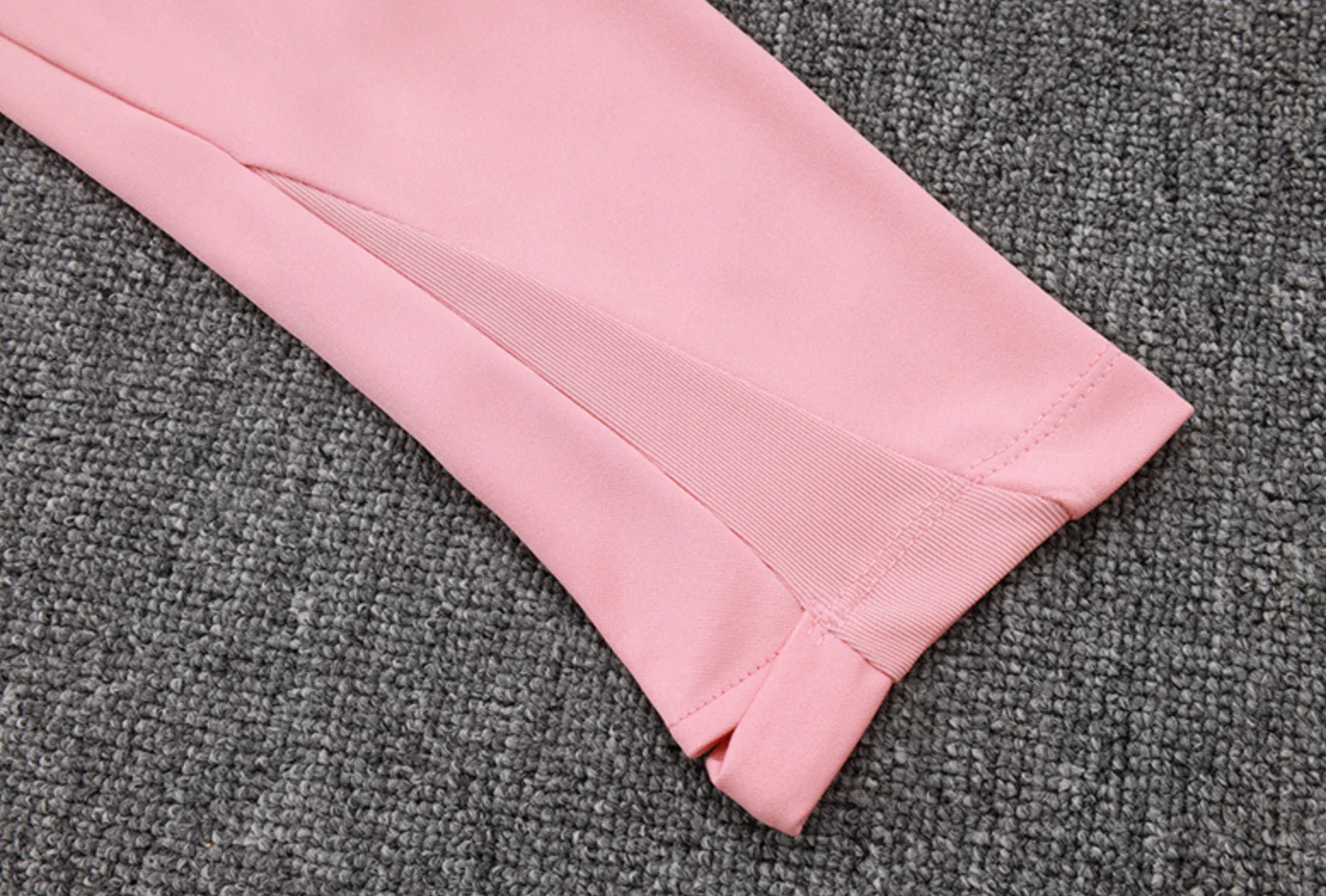 FC Barcelona 2025/2026 Pink Tracksuit - Image 8