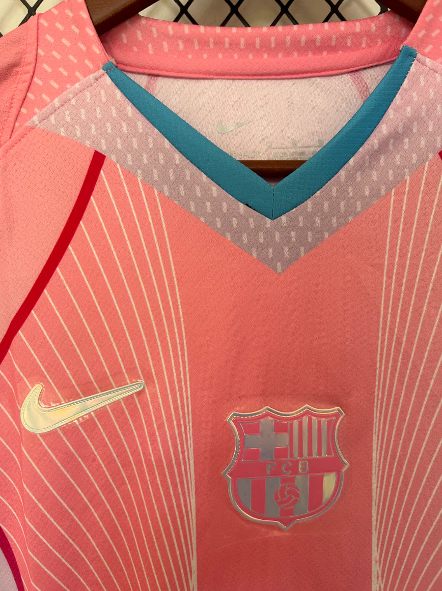 FC Barcelona Pink Special Jersey - Image 4