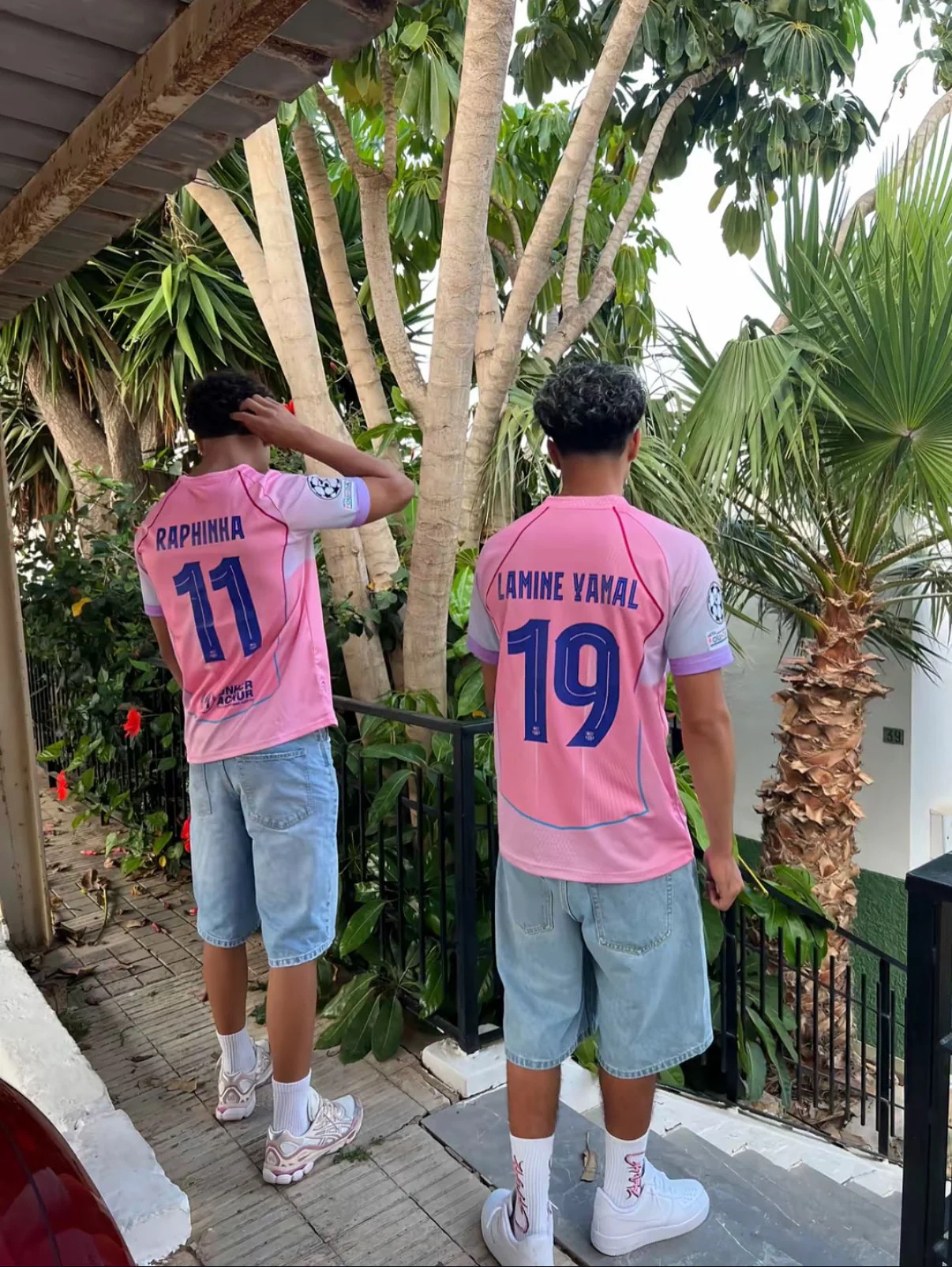 FC Barcelona Pink Special Jersey - Image 8