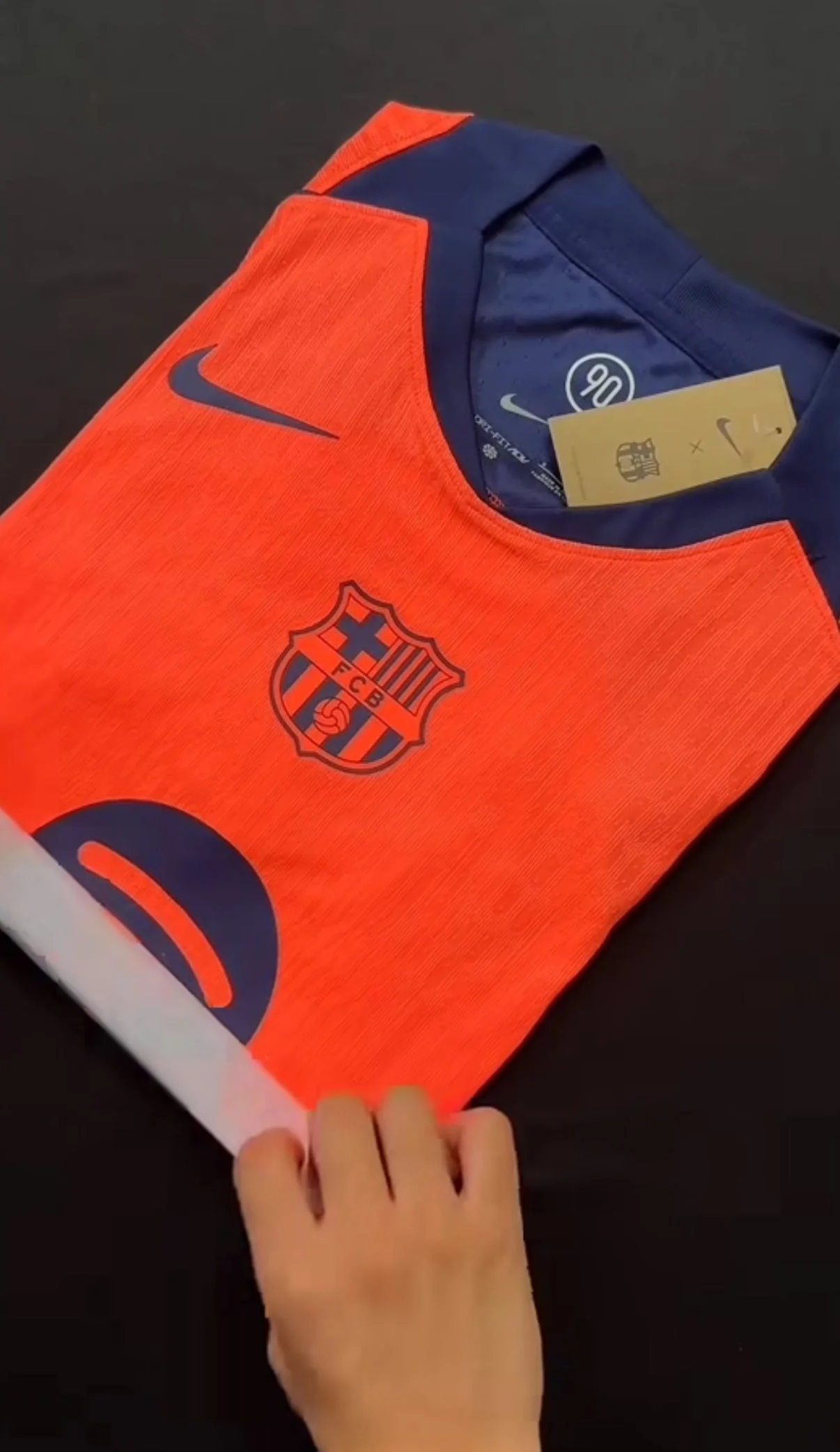 Fc Barcelona Third kit 2025 2026 Orange - Image 5