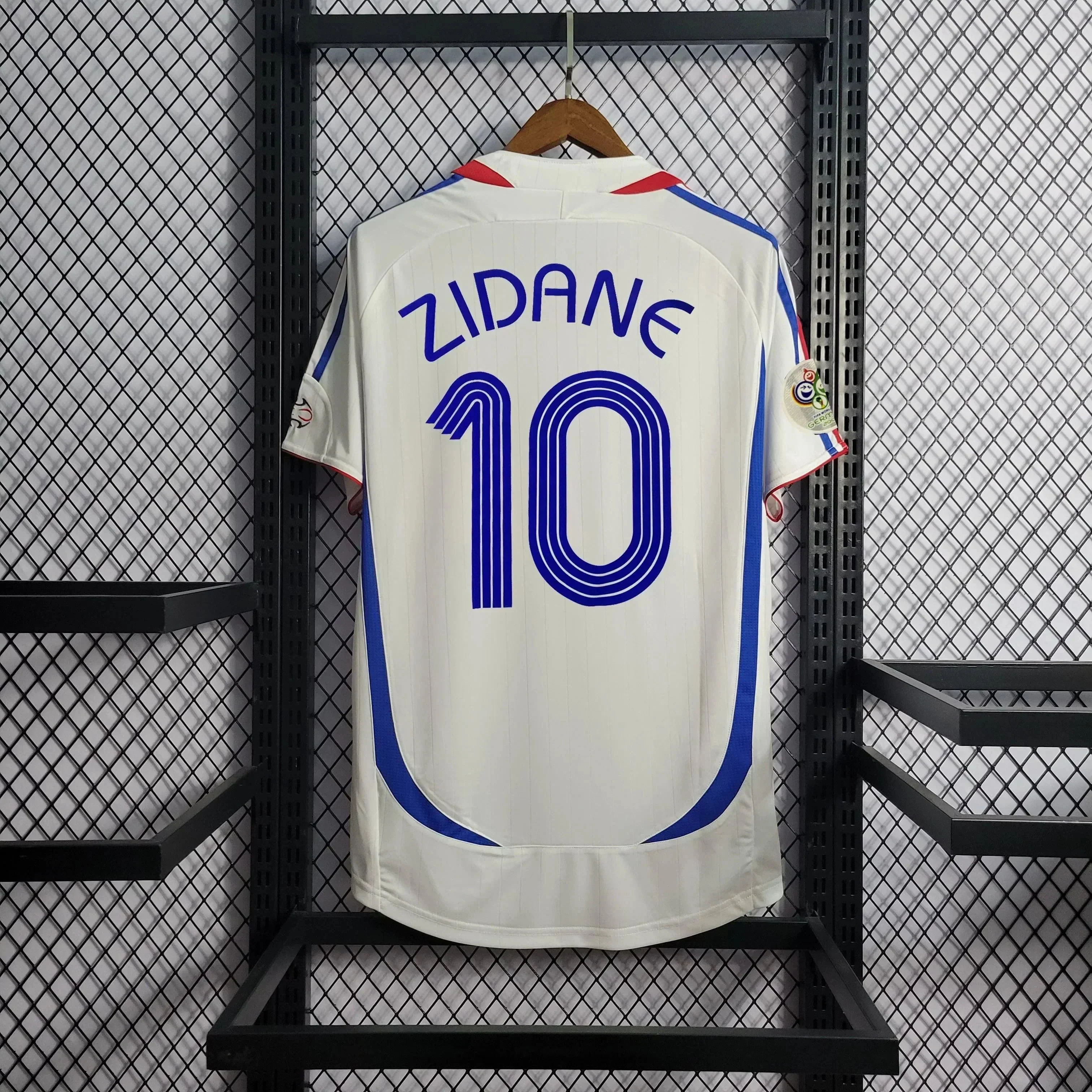 France 2006 retro kit - Image 2
