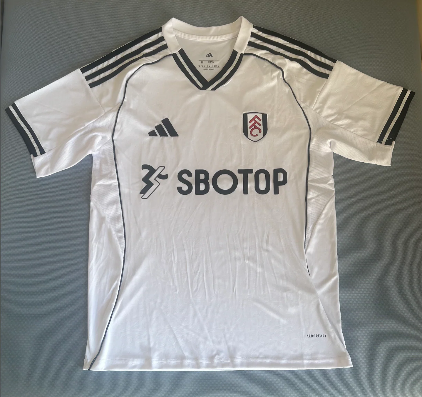 Fulham 2025/2026 jersey - Image 2