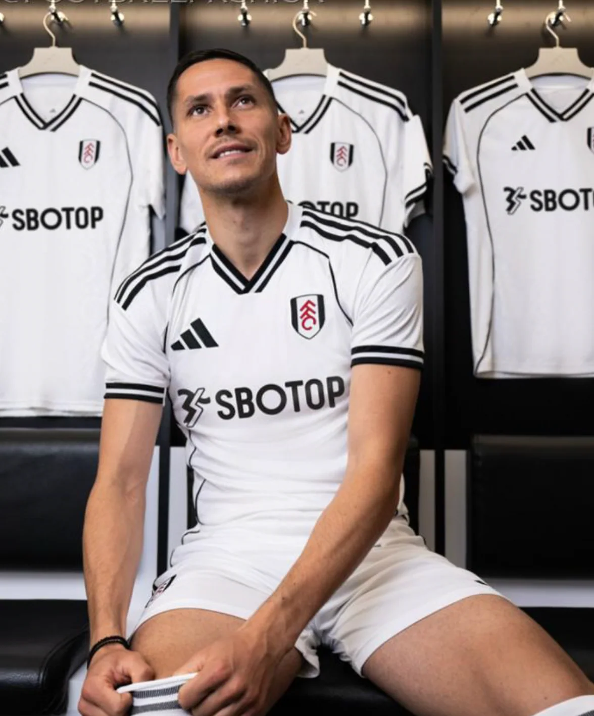 Fulham 2025/2026 jersey - Image 4