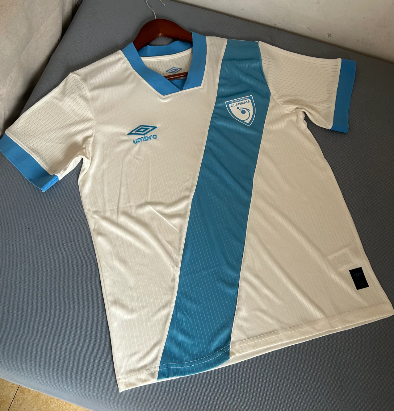 Guatemala 2025-2026 Football Kit - Image 2