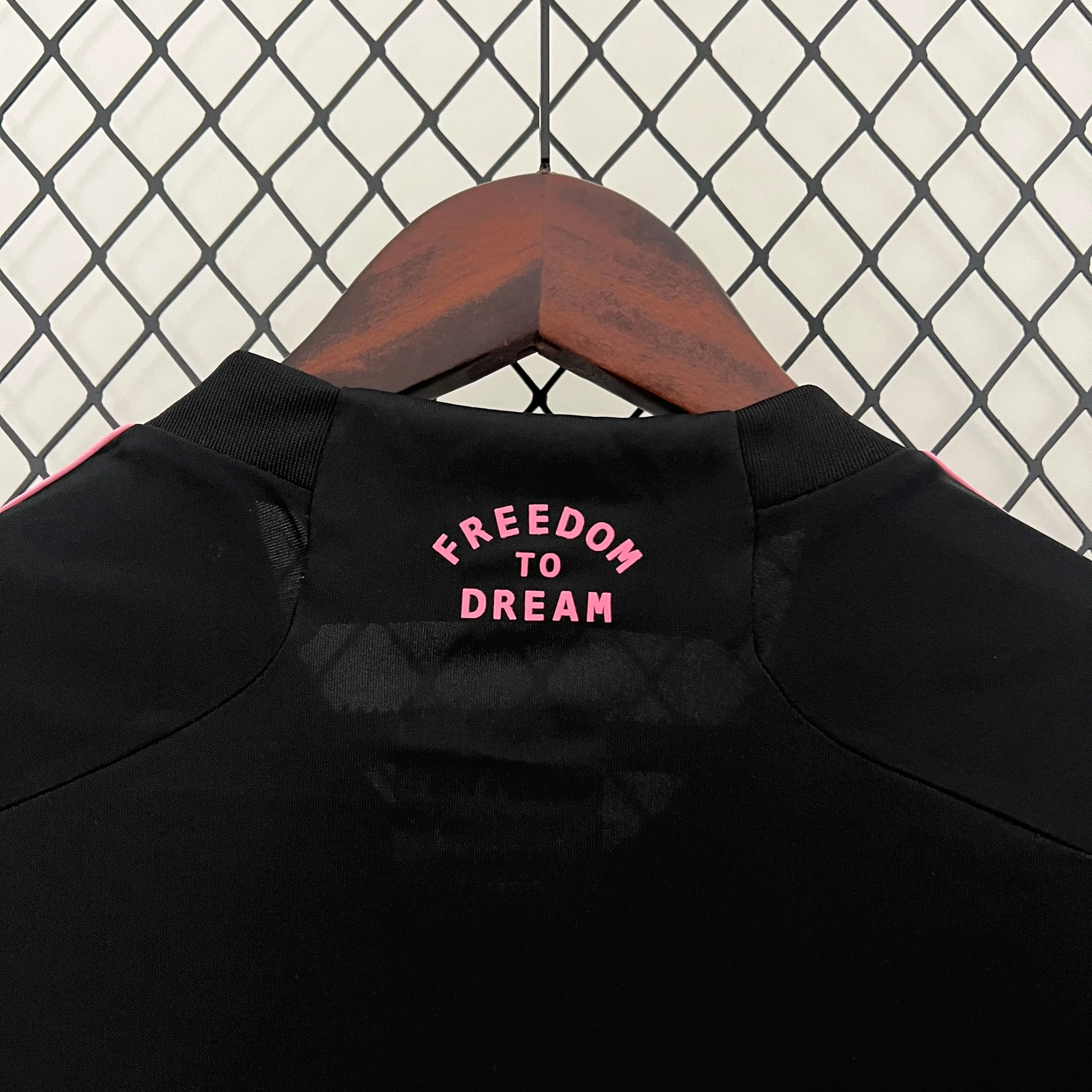 Inter Miami 24-25 Away - Image 5