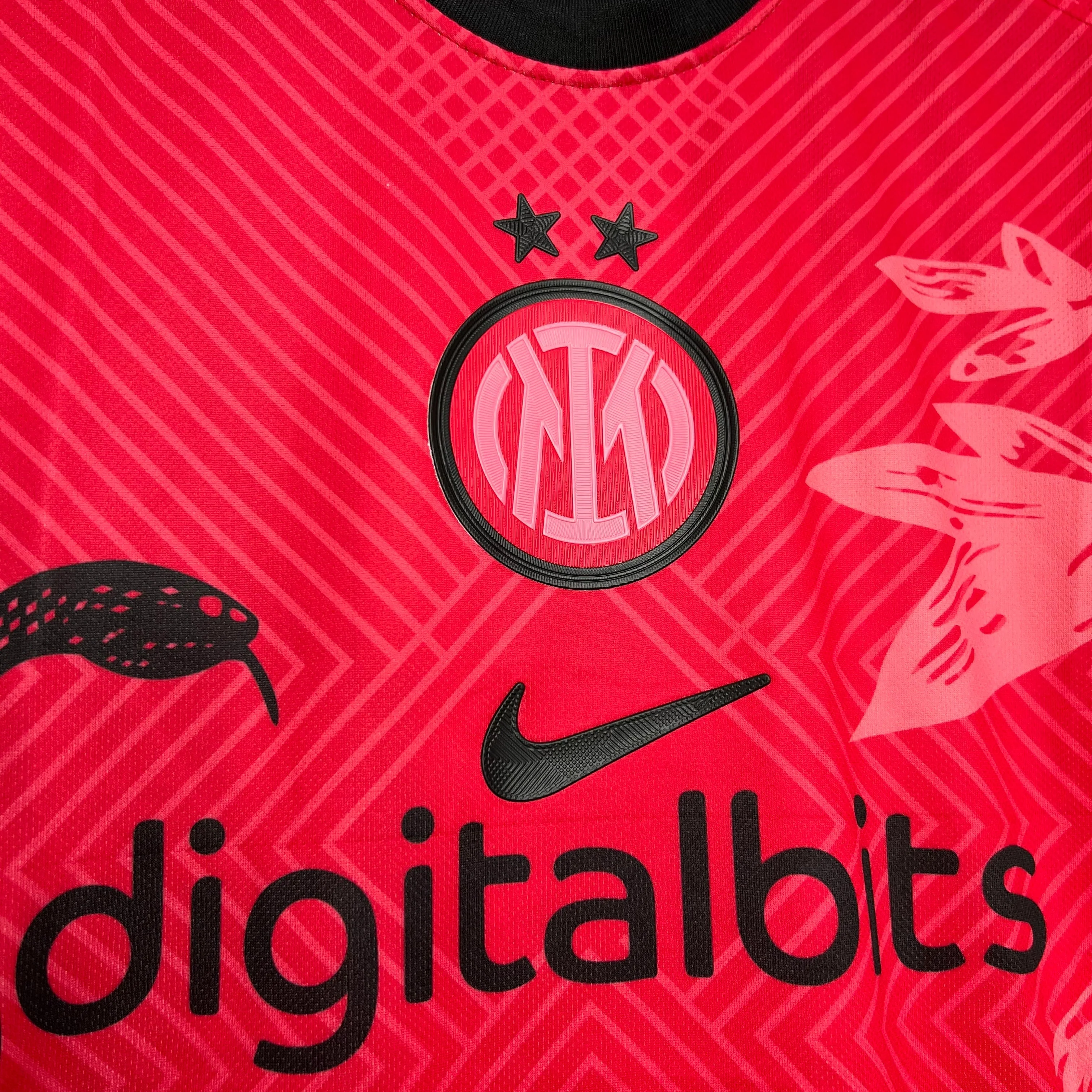 Inter Milan 24-25 red snake Special Edition - Image 5