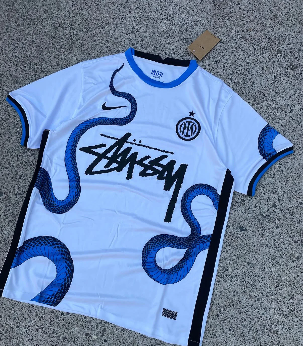 Inter Milan Snake X Stussy Special edition jersey - Image 3