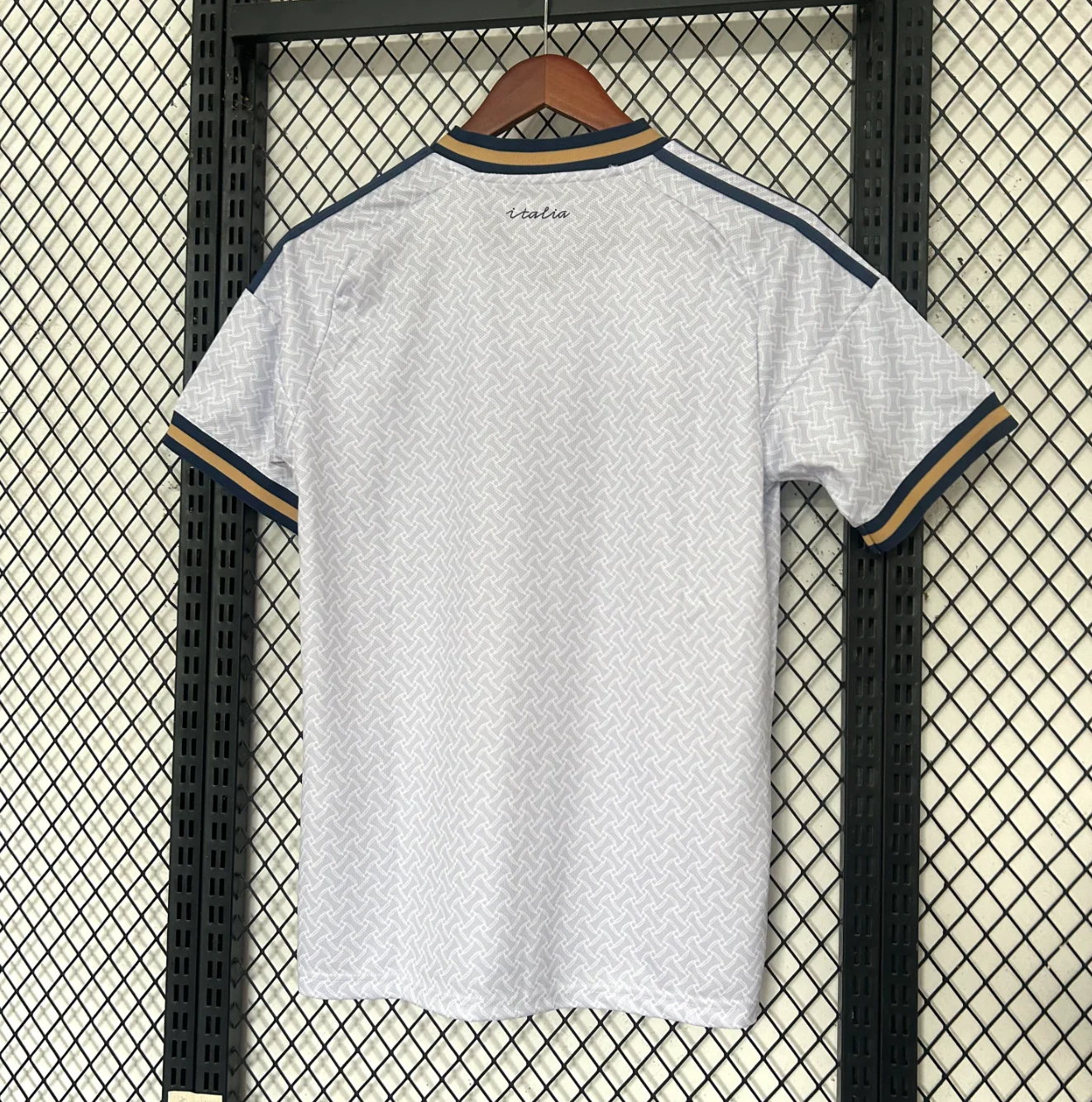 Italy 2025/2026 Away Jersey - Image 4