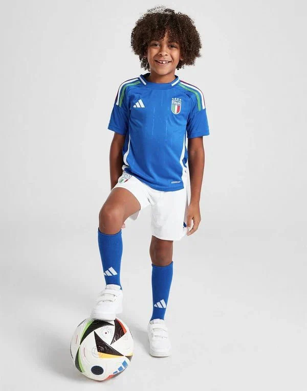 Italy Home kit kids 2024/25 - Image 2