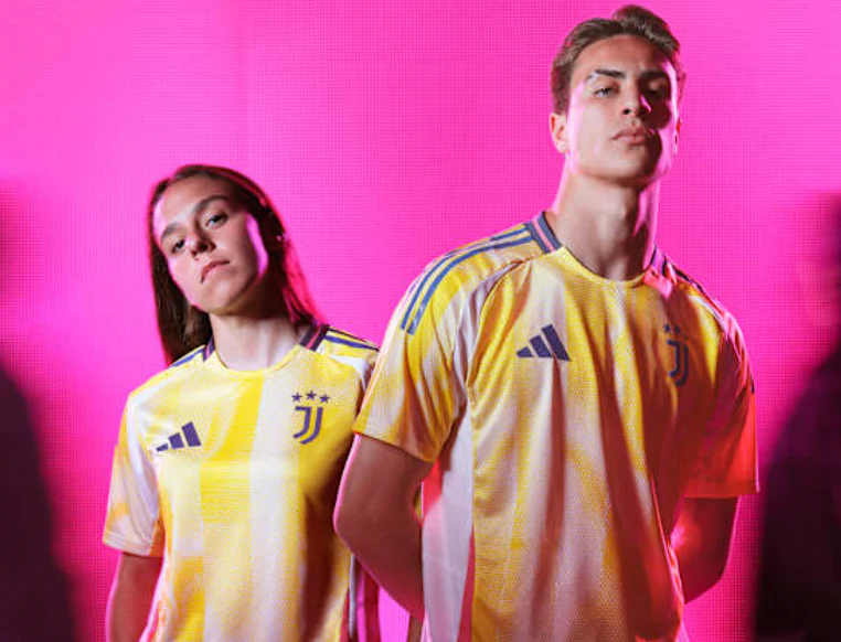 Juventus 2024/2025 Away Kit - Image 4