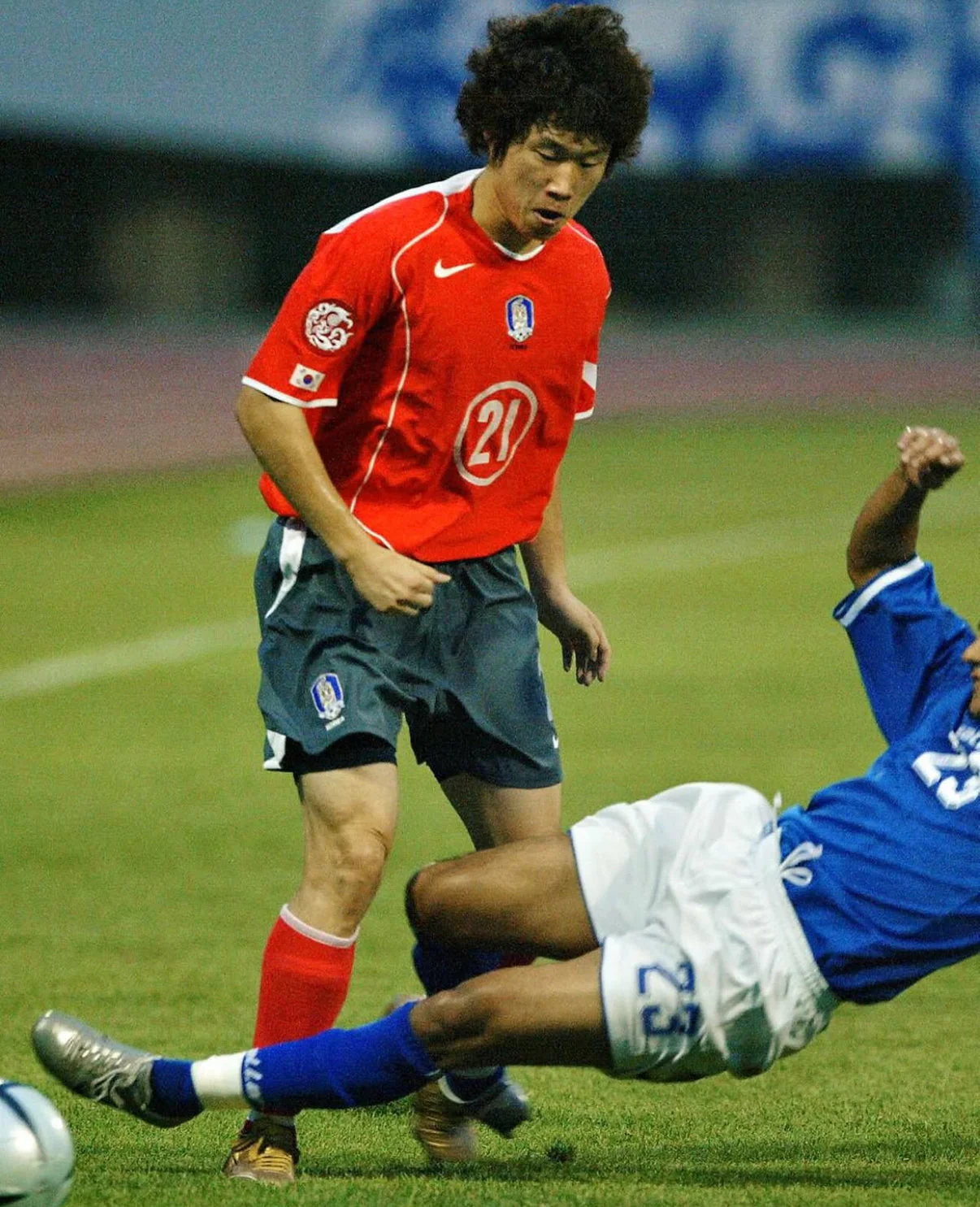 Korea 2004 Retro Jersey - Image 9