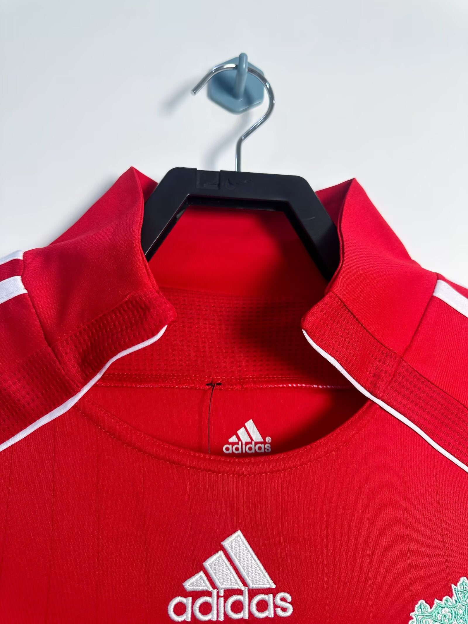 Liverpool 2006-2008 Long Sleeve Home Retro Jersey - Image 4