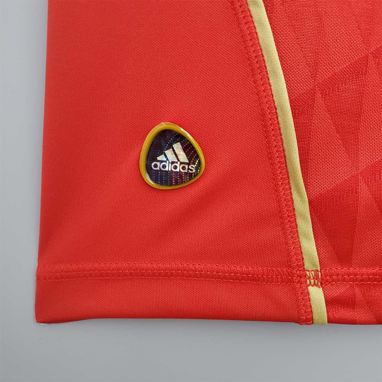 Liverpool 2010/2011 Retro Jersey - Image 5